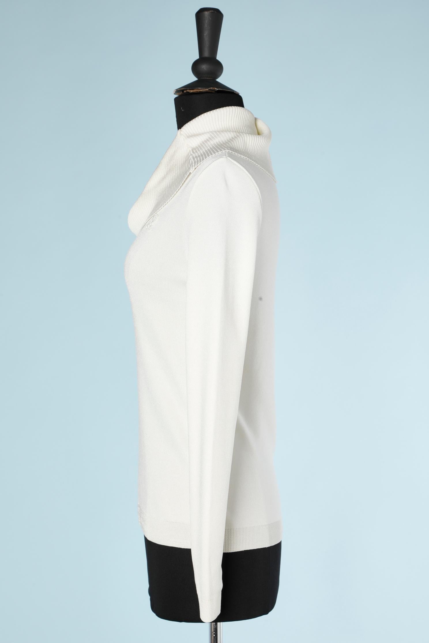 Women's White turtle neck sweater Pierre Cardin  For Sale