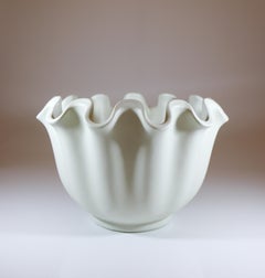 White "Våga, Cararra" pot - Wilhelm Kåge - Gustavsberg