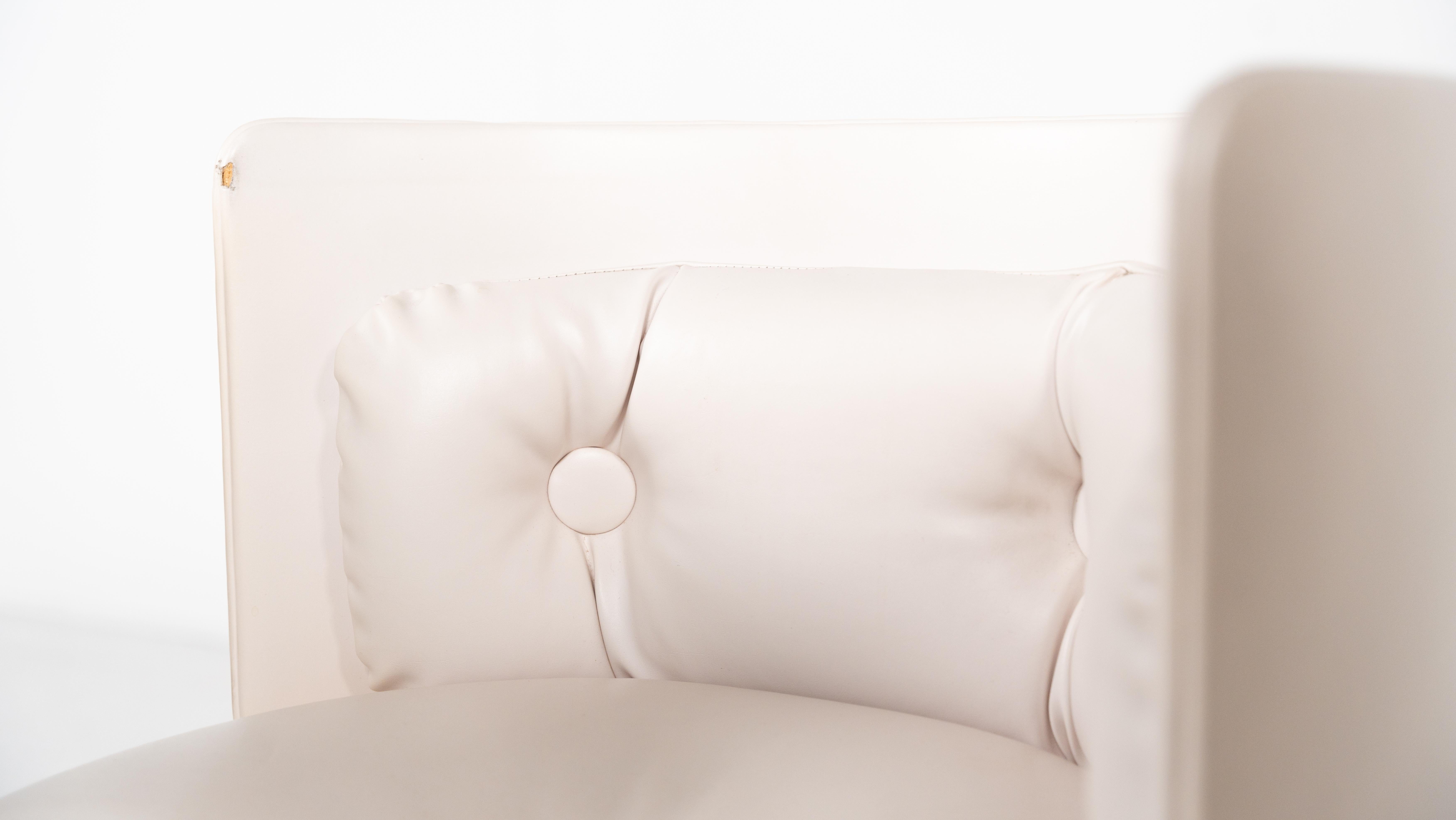 White Vanity Mod. Dilly Daily by Luigi Massoni for Poltrona Frau, 1968 3