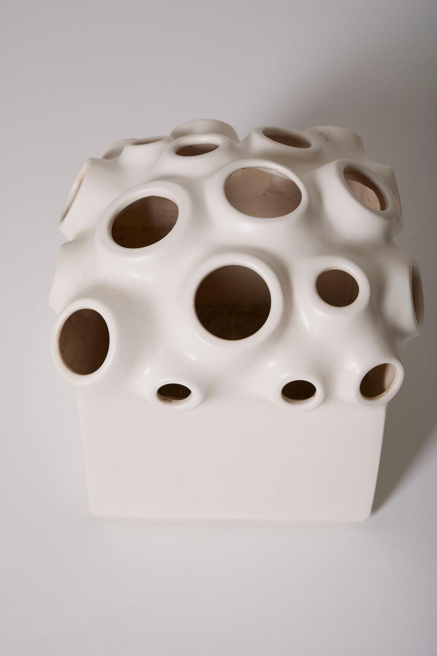 Ceramic White vase For Sale