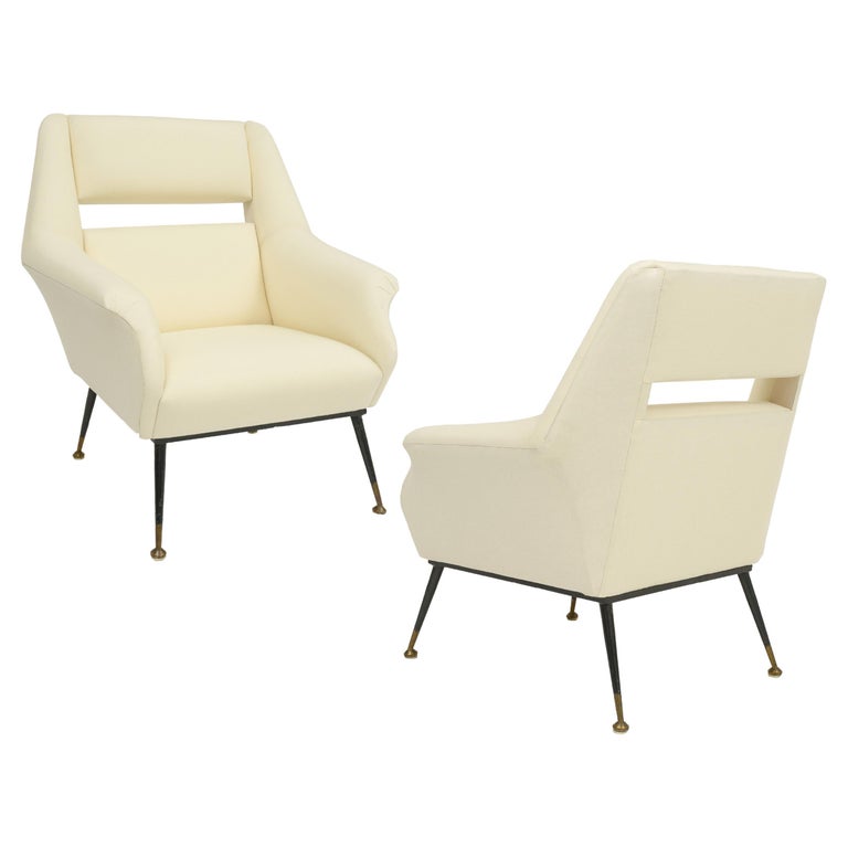 White Velvet Gigi Radice Minotti Pair of Lounge Chairs, Italy, 1950s For Sale