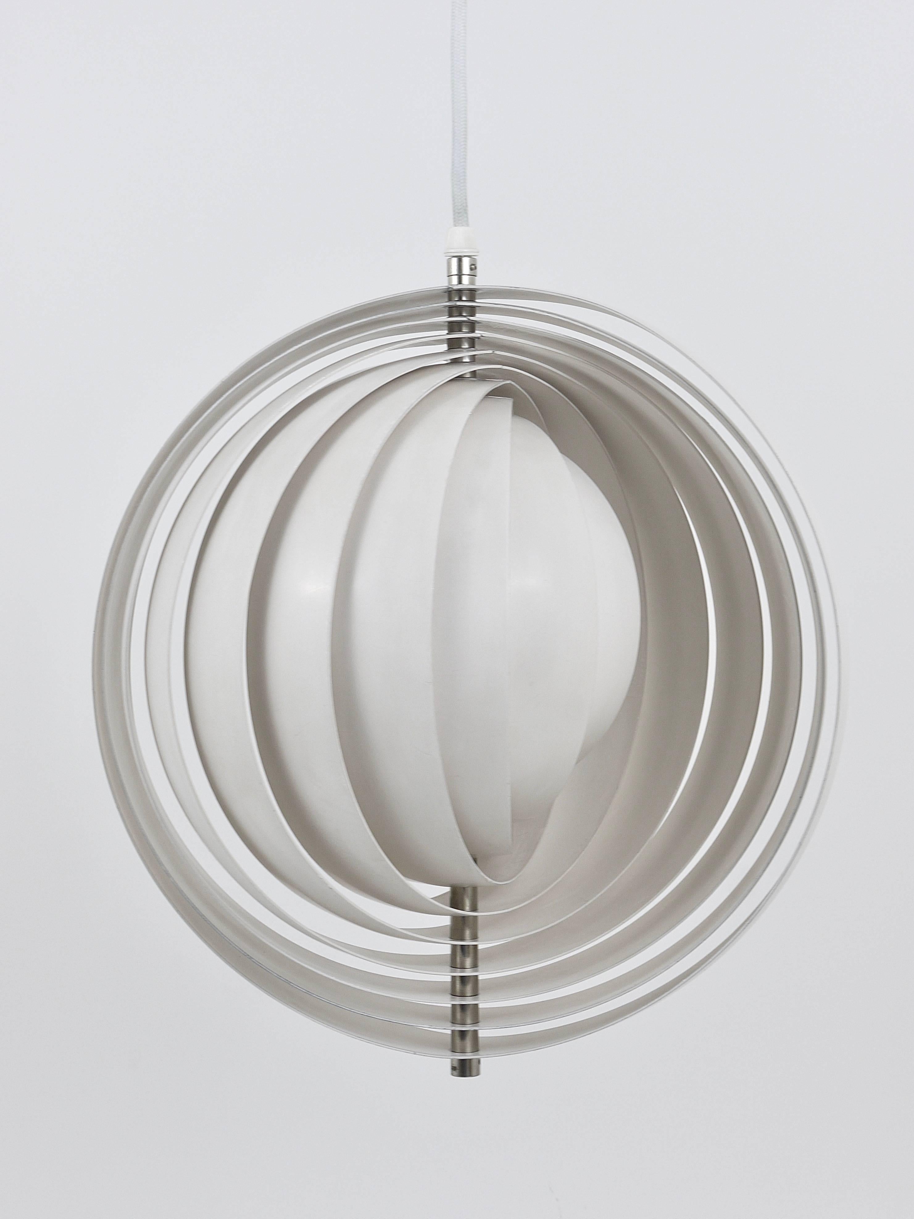 Weiße Verner Panton Op-Art Mondlampe Visor-Lampe, Louis Poulsen, Dänemark, 1960er Jahre im Zustand „Hervorragend“ im Angebot in Vienna, AT