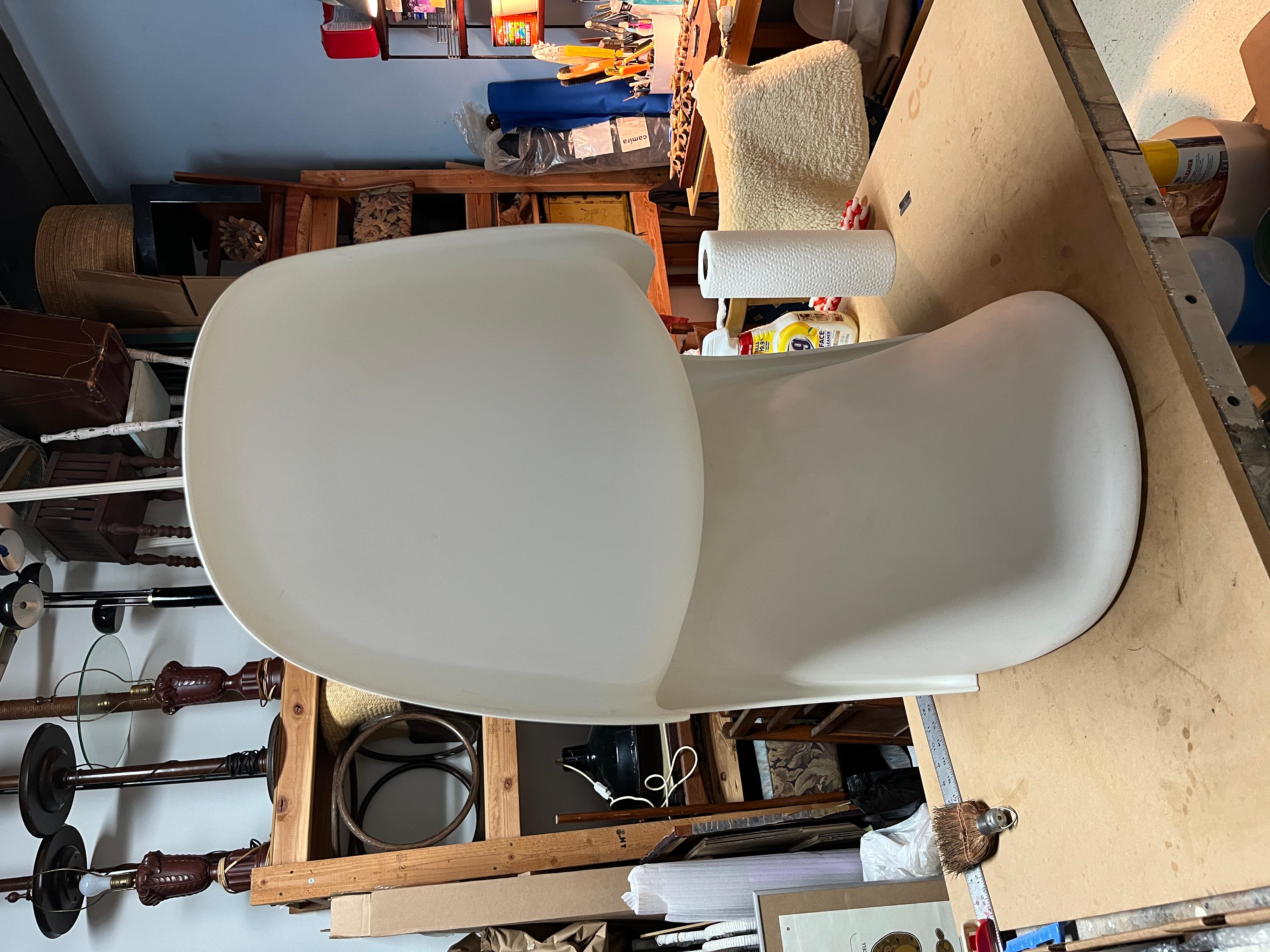 Mid-Century Modern White Verner Panton S Chair for Vitra, Molded Plastic