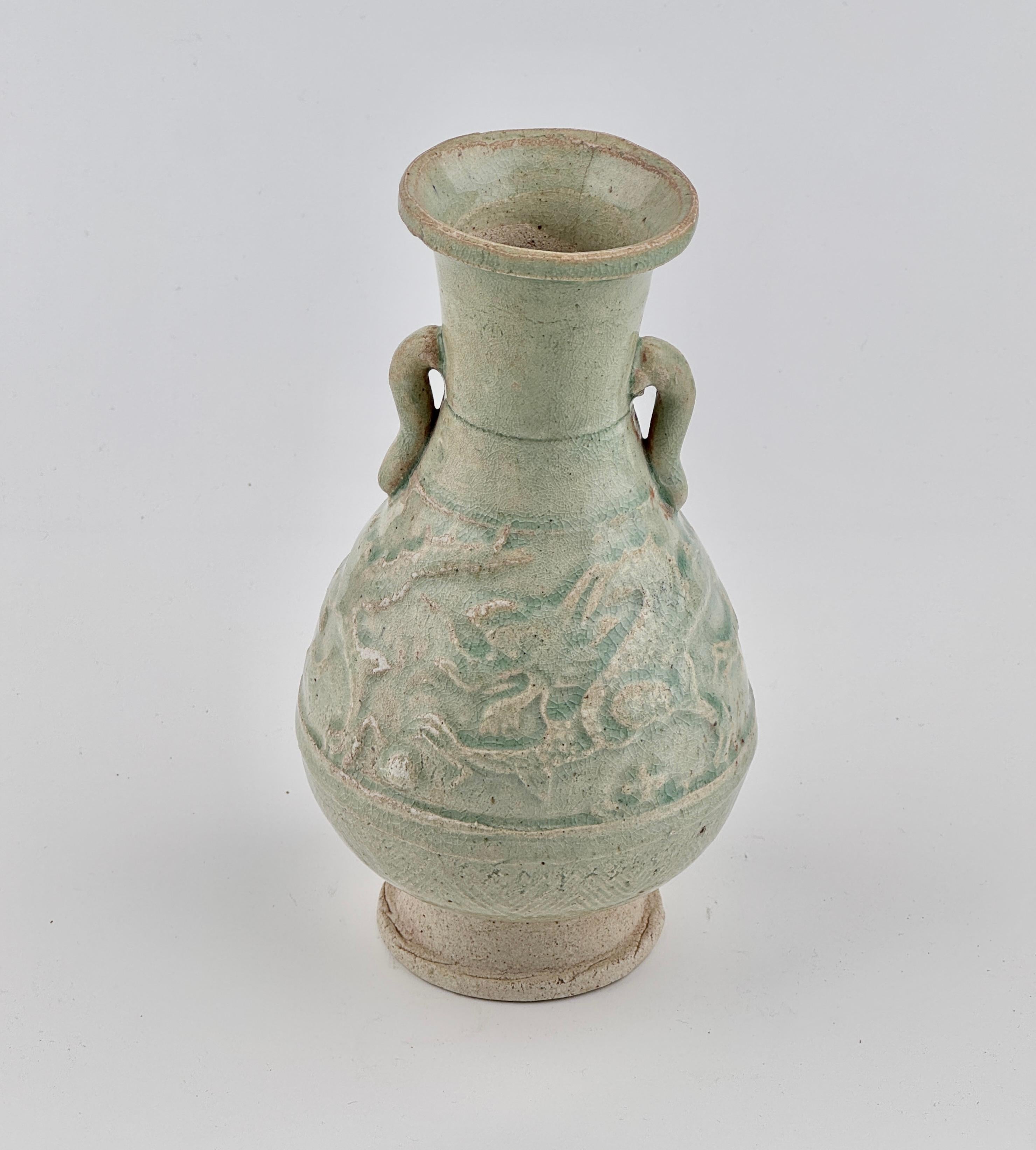 White Ware with two dragons, Yuan Dynasty, 13-14th century For Sale 2