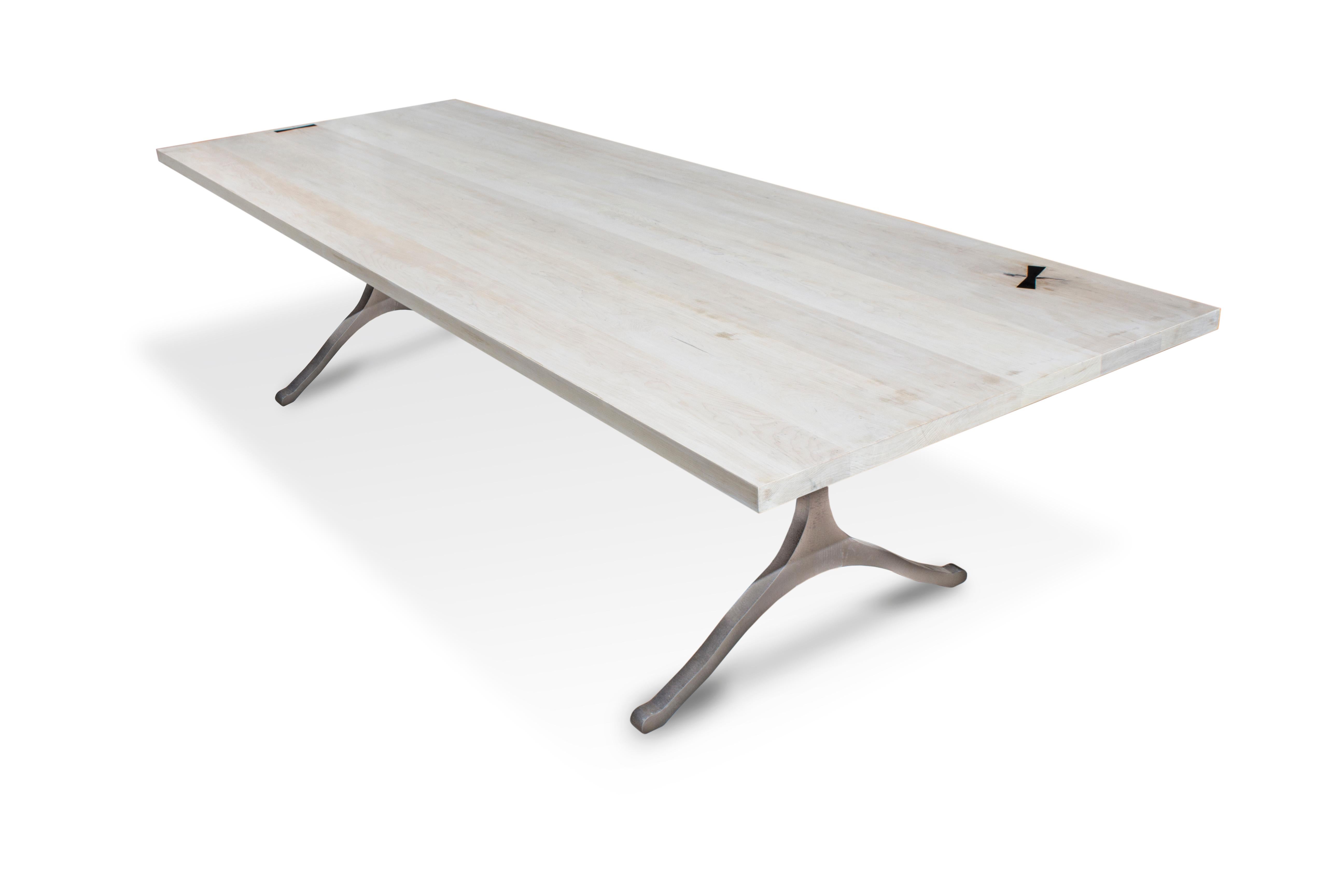 white maple table