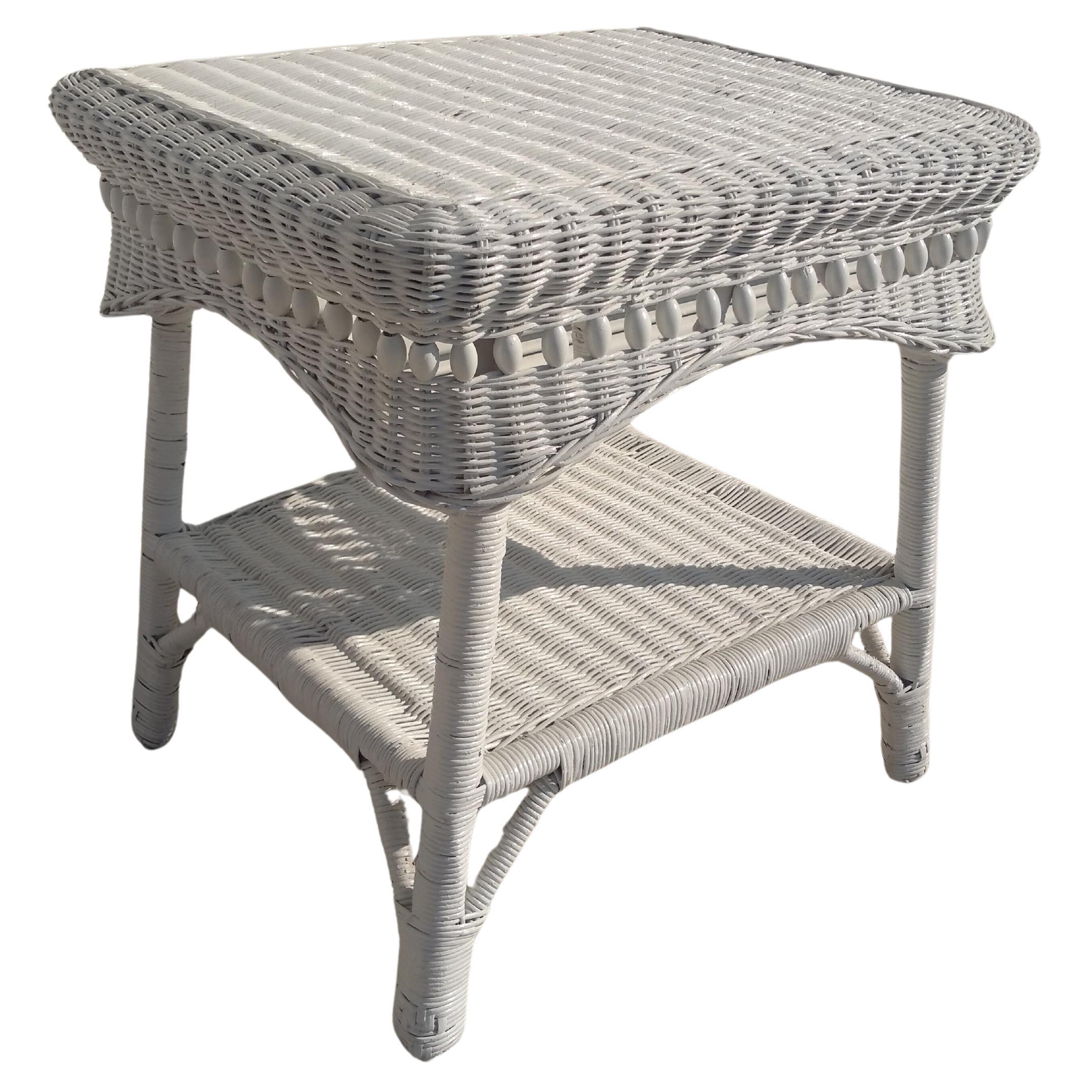 Weißer Weidengeflecht Beistelltisch Boho Chic