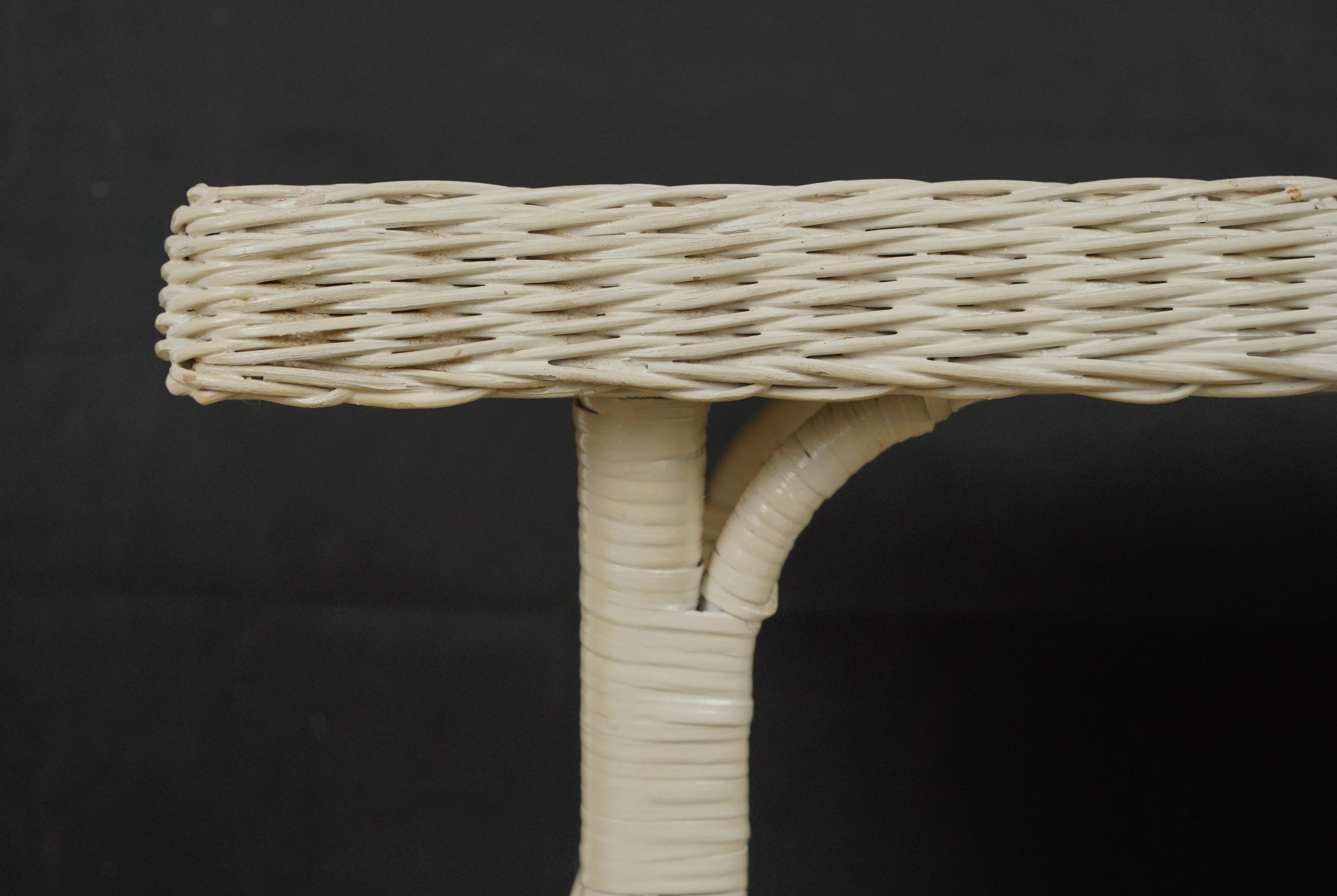 20th Century White Wicker Magazine End Table For Sale