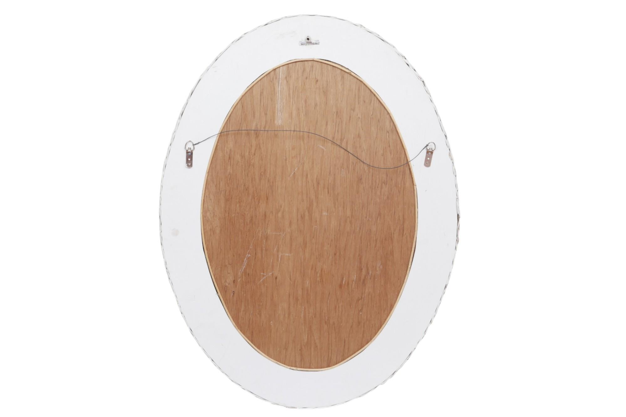 Vimini Specchio da parete ovale in vimini bianco in vendita
