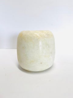 Vaso corto in alabastro a bocca larga bianco, Egitto, Contemporary