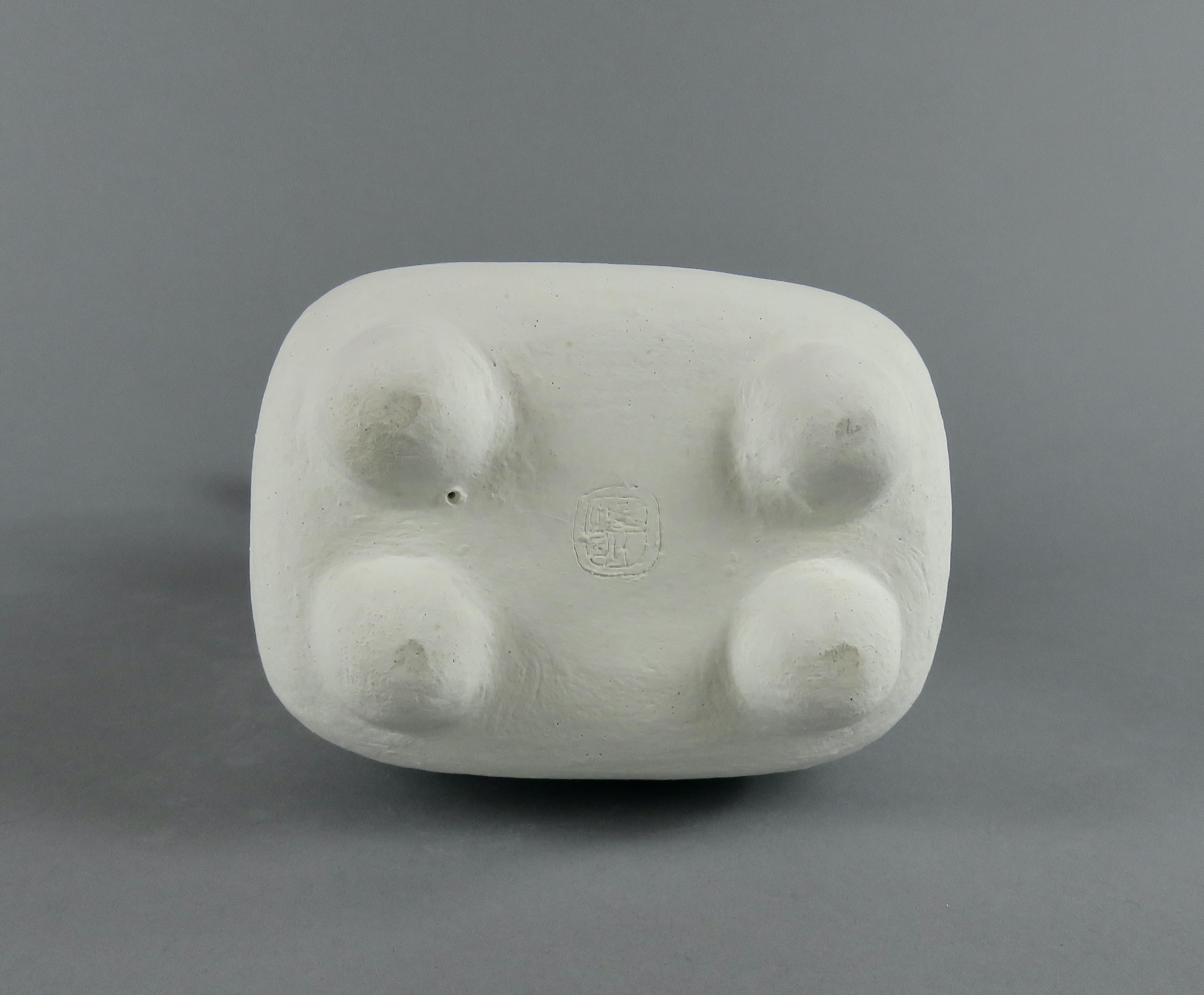 TOTEM en céramique blanche ailée en 4 parties, sculpture fabriquée à la main par H. Starcevic en vente 3