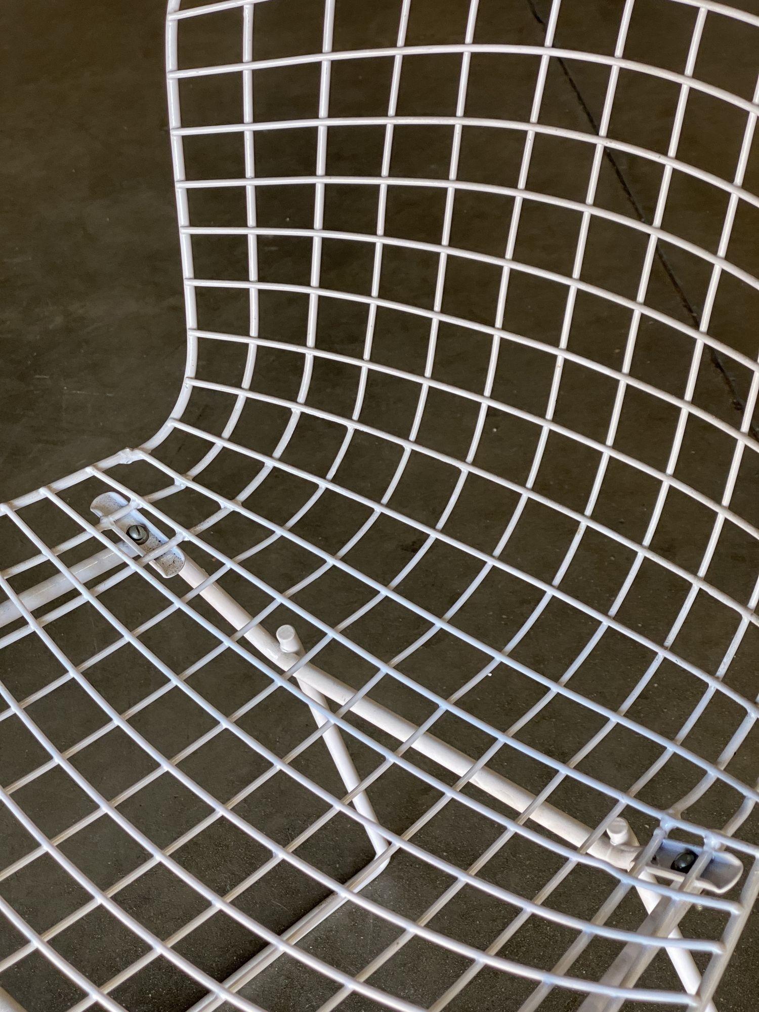 White Wire Side Chair by Harry Bertoia for Knoll, 1952 Set of 4 For Sale 5