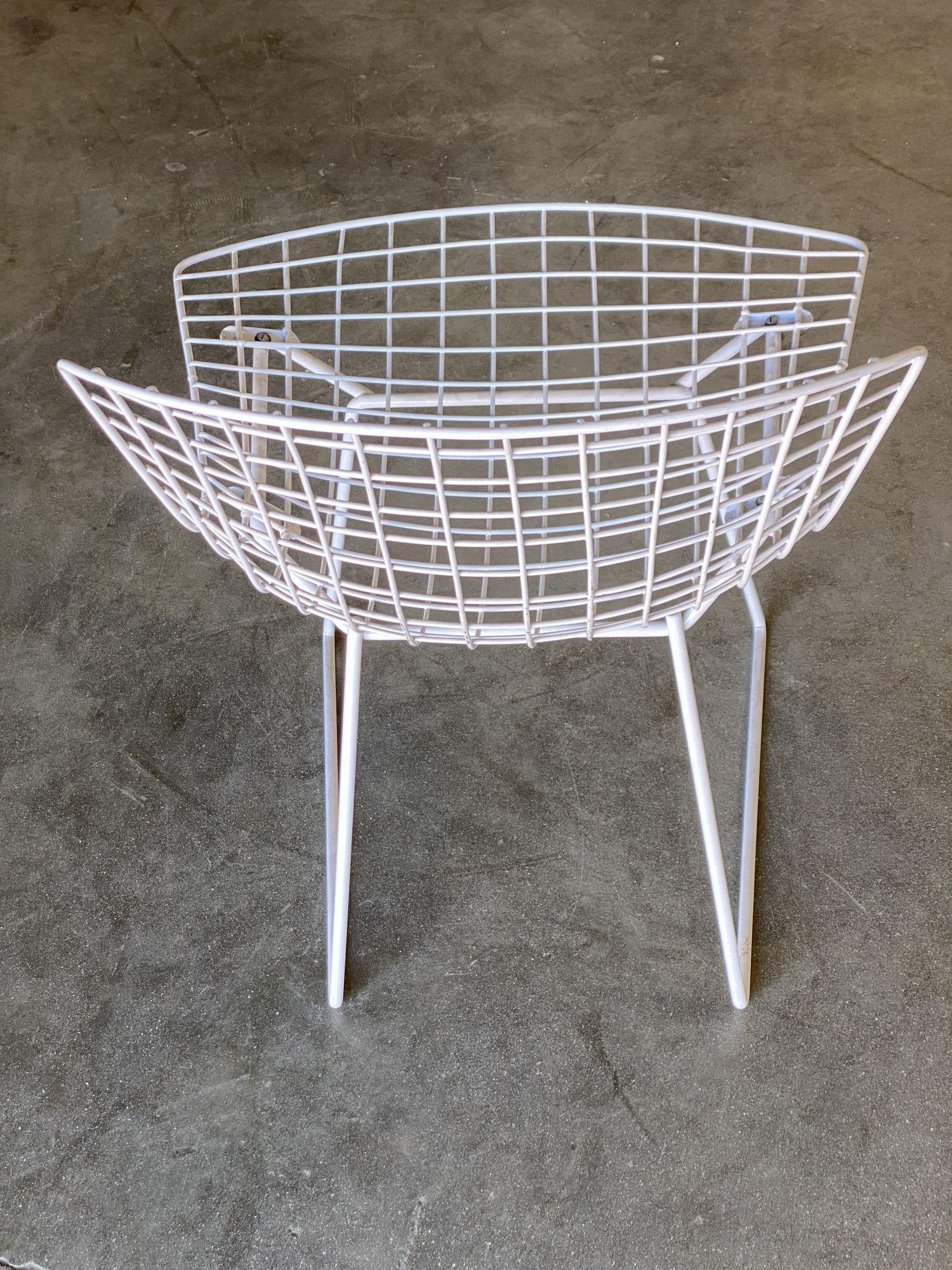 Beistellstuhl aus weißem Draht von Harry Bertoia für Knoll, Paar um 1952 (Mitte des 20. Jahrhunderts) im Angebot