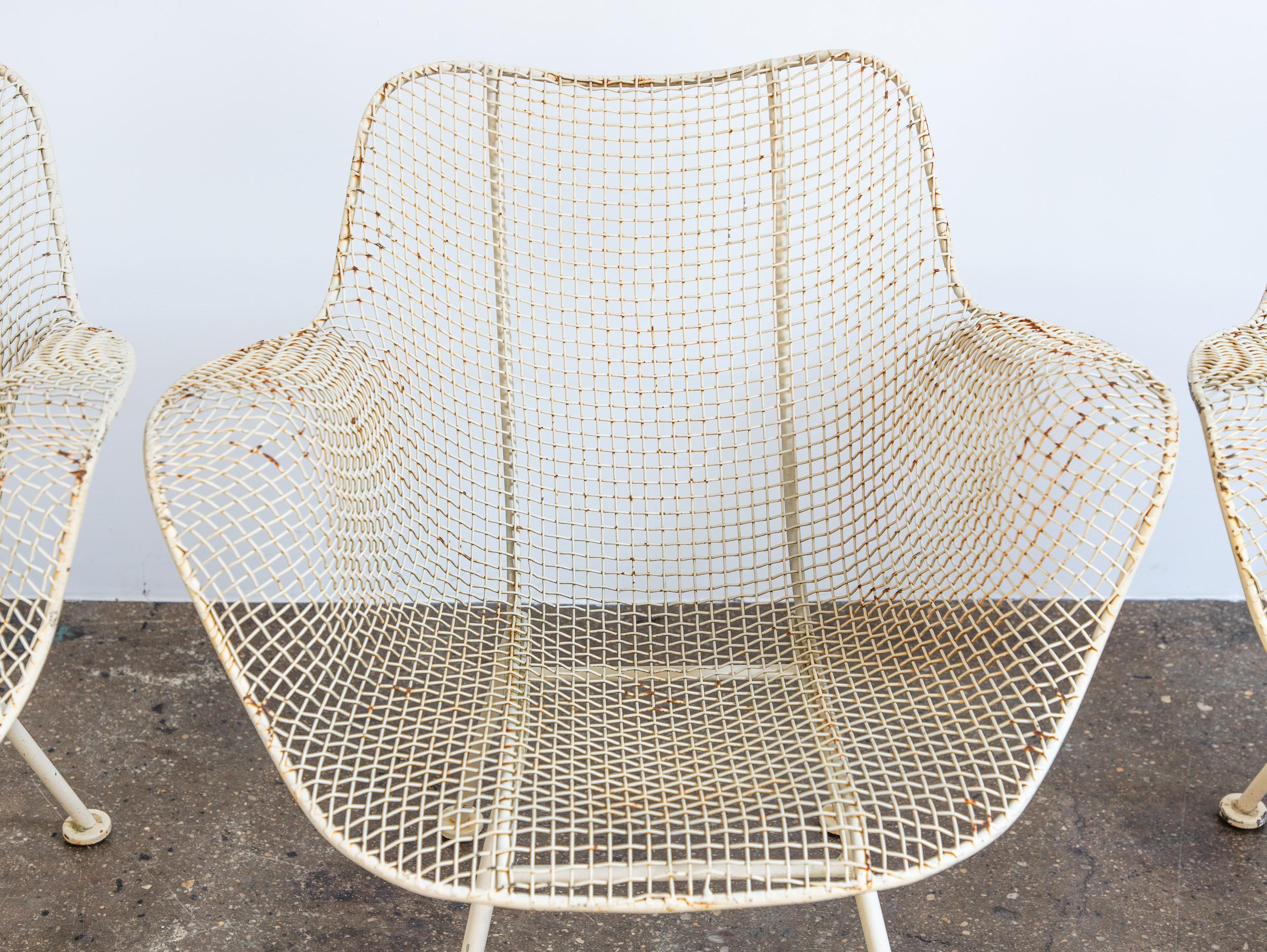 Mid-20th Century White Woodard Sculptura Patio Set with Four Chairs - Mid Century Patio Chairs