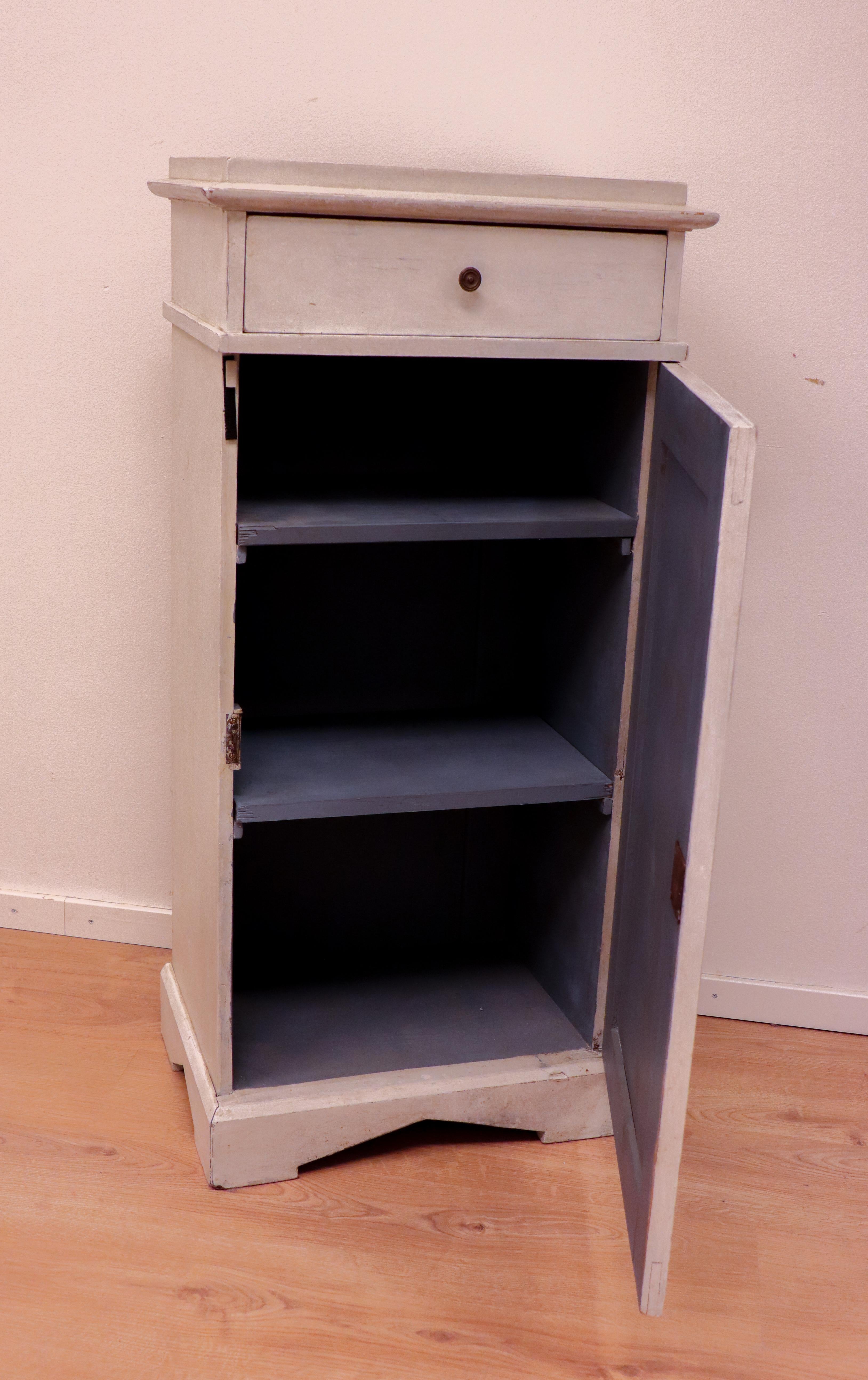 XIXe siècle Cabinet en bois blanc - Suède Gustavienne 19ème siècle en vente