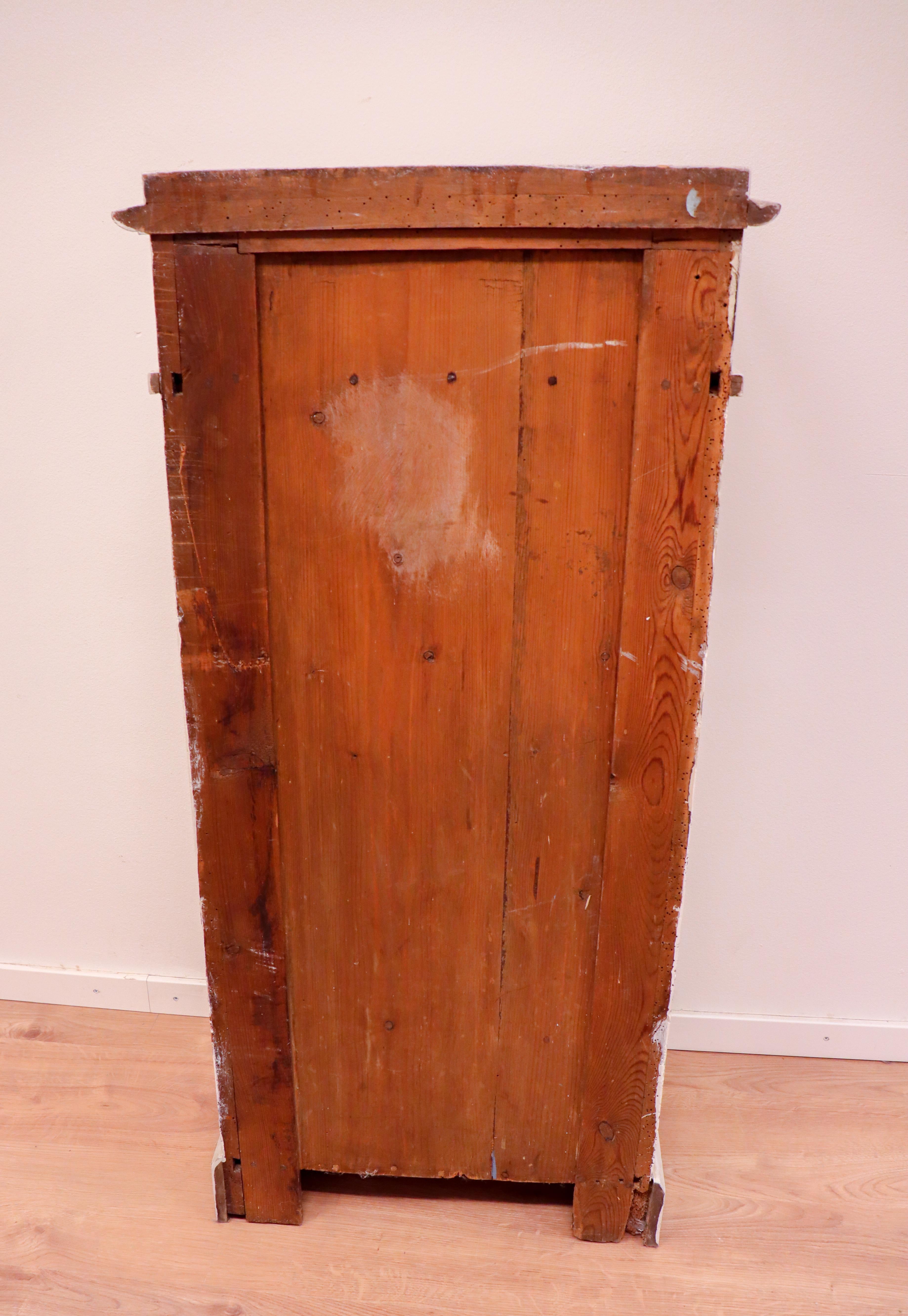 Cabinet en bois blanc - Suède Gustavienne 19ème siècle en vente 1