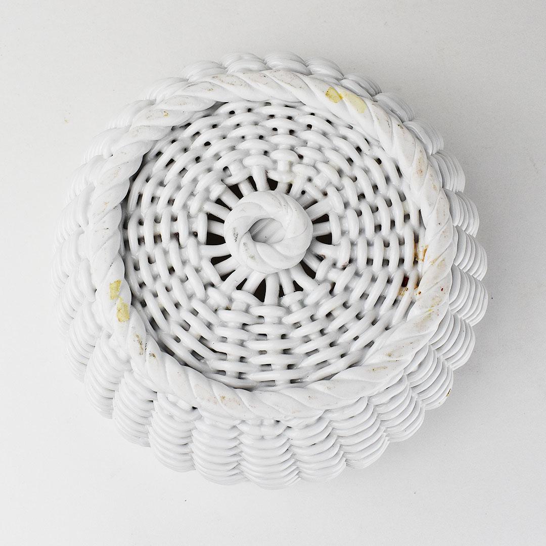 white ceramic basket weave bowl