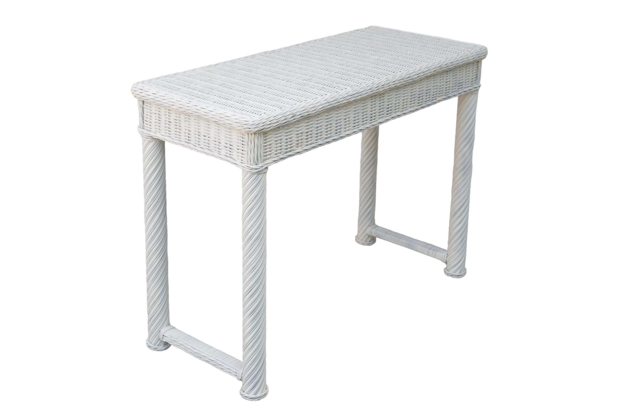 White Woven Rattan Hall Table In Good Condition For Sale In Bradenton, FL