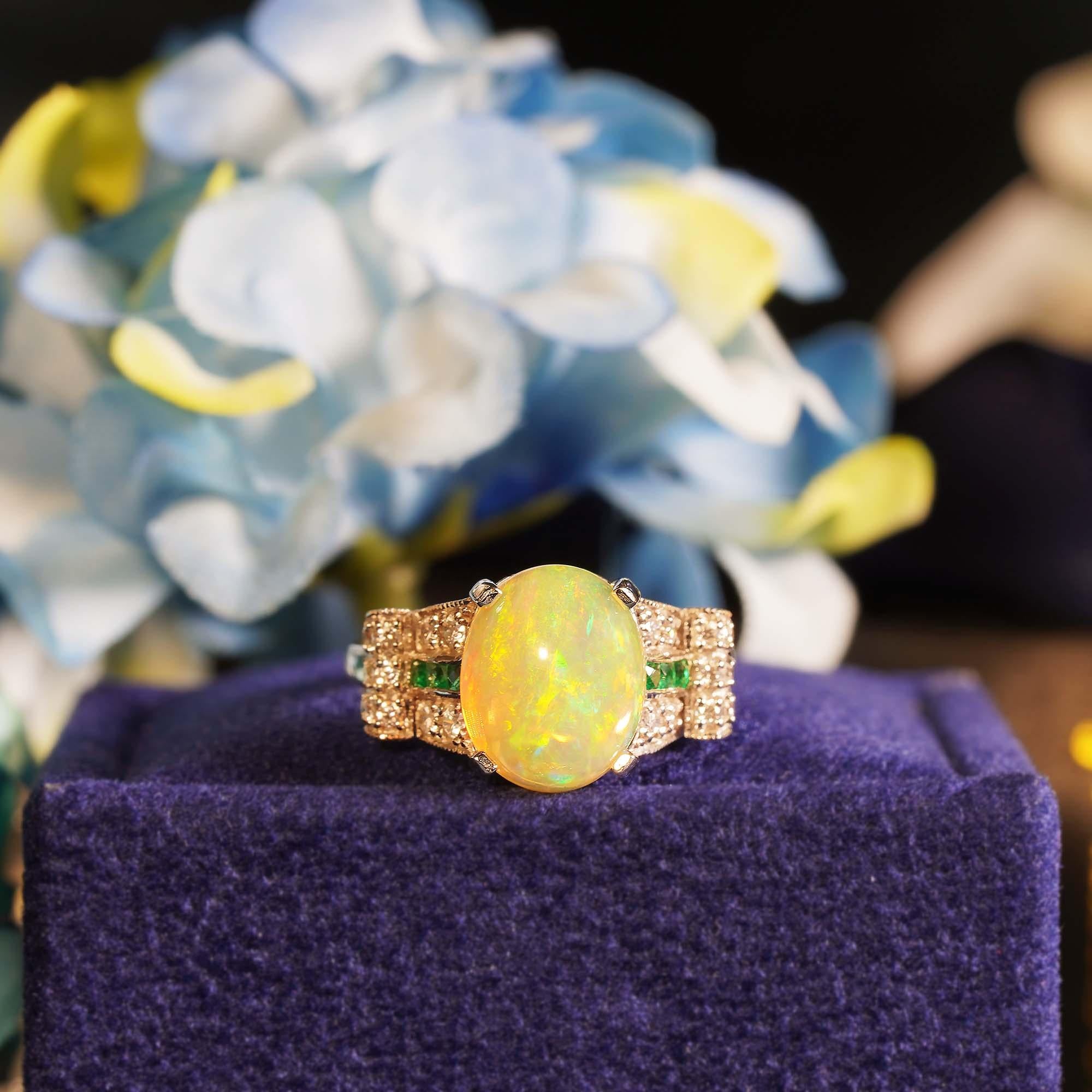 White Yellow Opal & Emerald Diamond Art Deco Style Solitaire 14K White Gold Ring Pour femmes en vente