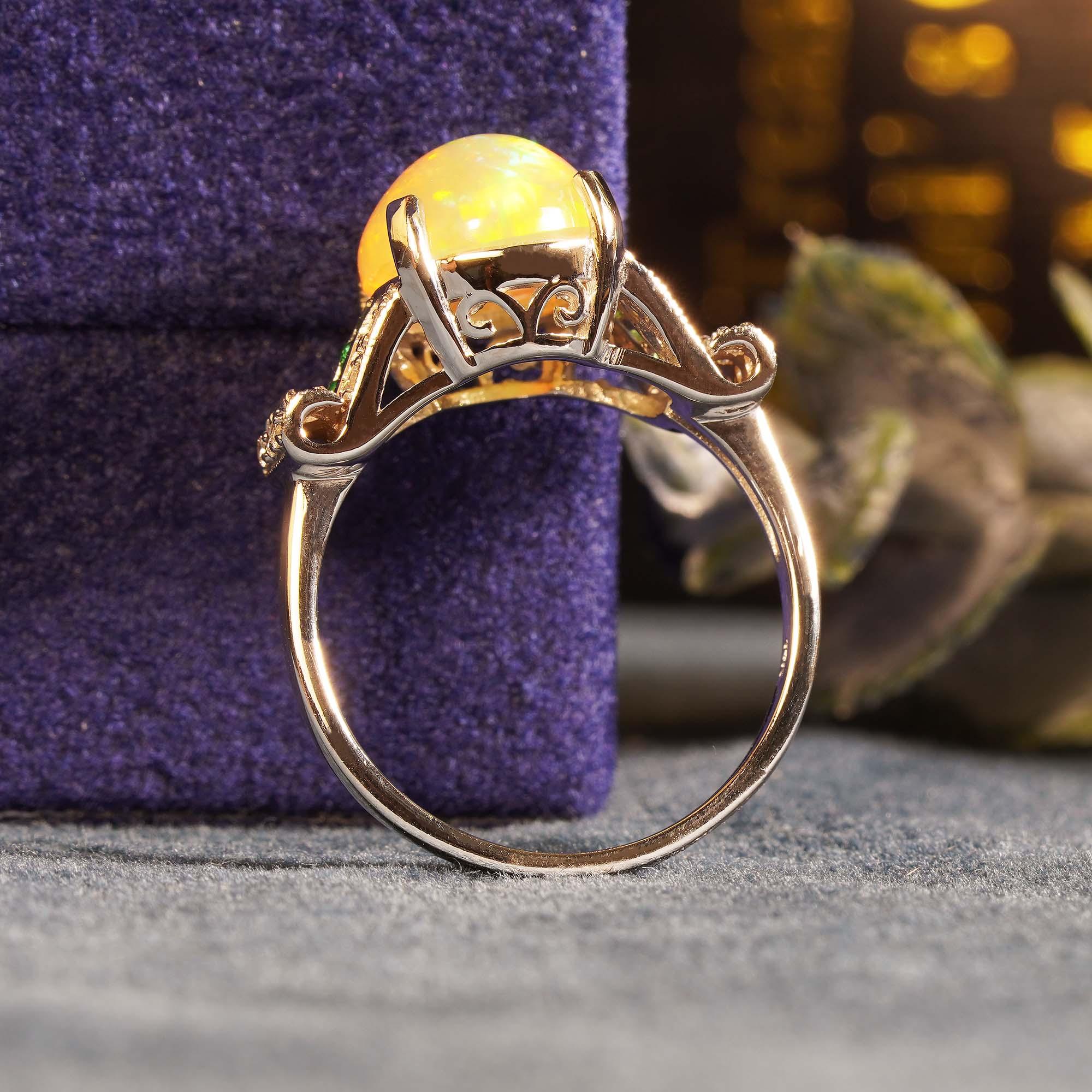 White Yellow Opal & Emerald Diamond Art Deco Style Solitaire 14K White Gold Ring en vente 1
