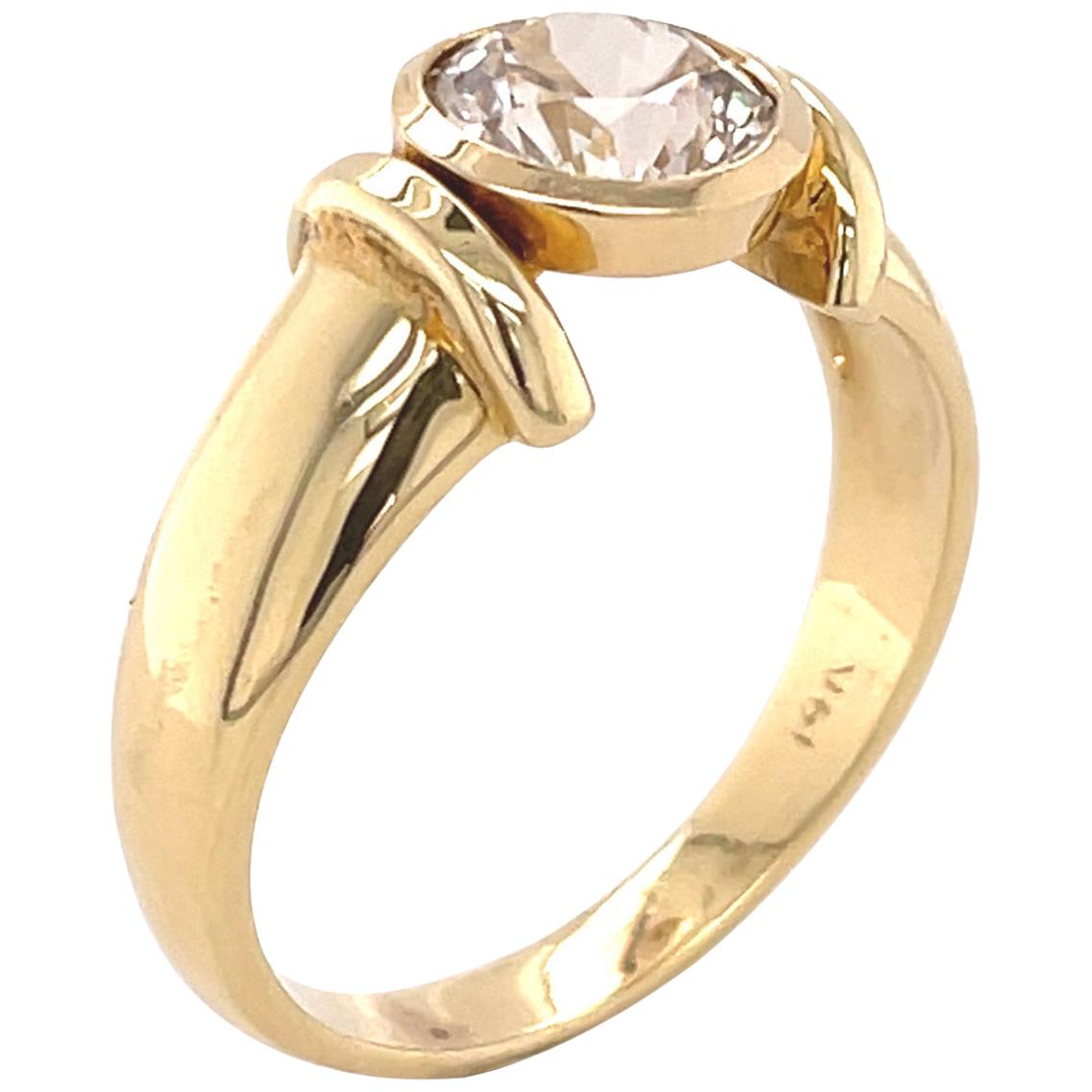 White Zircon Ring in 14 Karat Yellow Gold