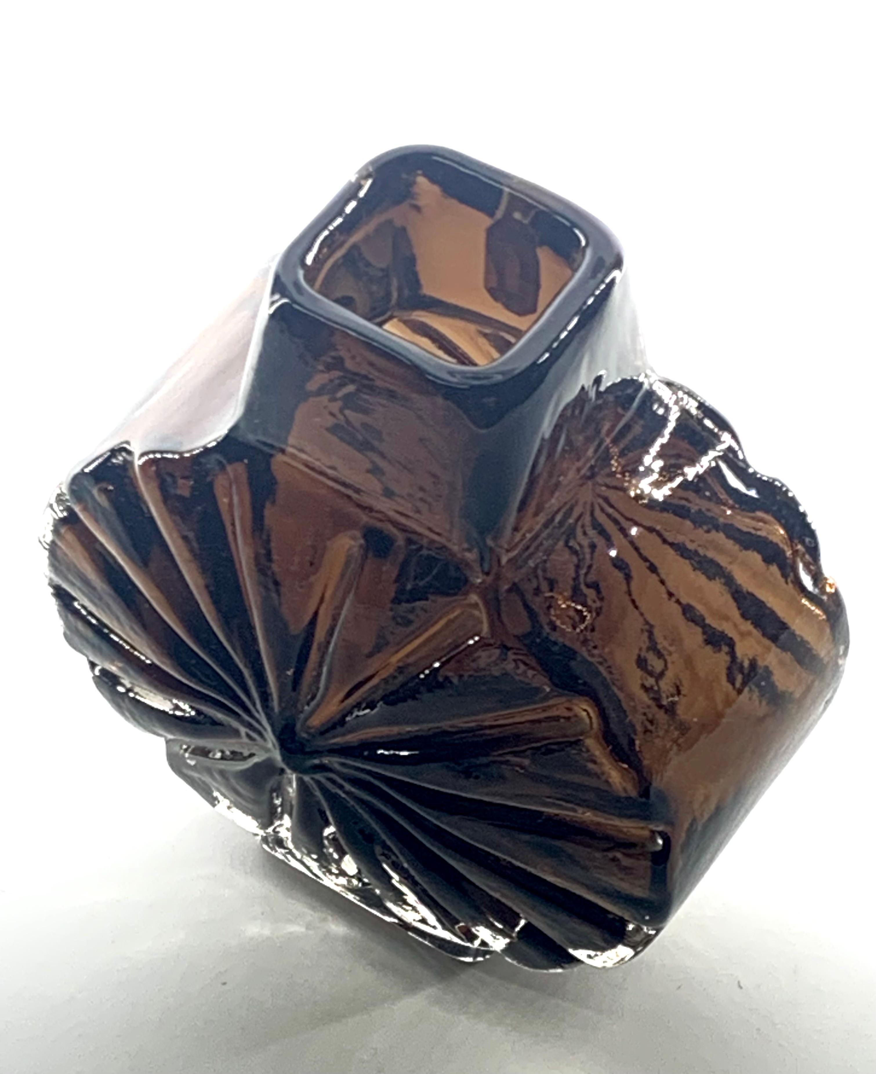 Whitefriars di Geoffrey Baxter, vaso Cinnamon Sunburst, A.C., 1967 circa. in vendita 4