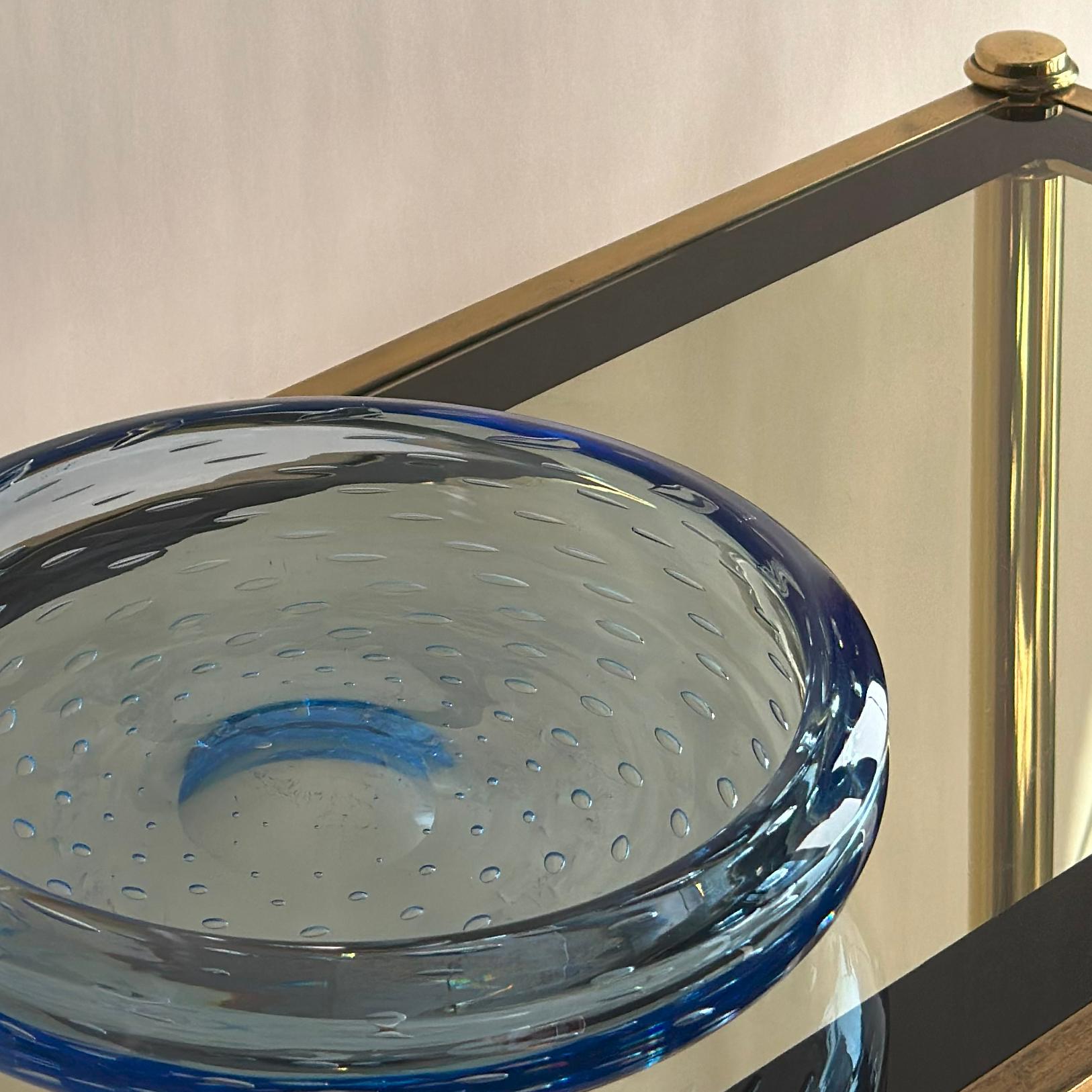 Whitefriars Geoffrey Baxter Large Blue Glass Dish, Controlled Bubbles, 1960s For Sale 3