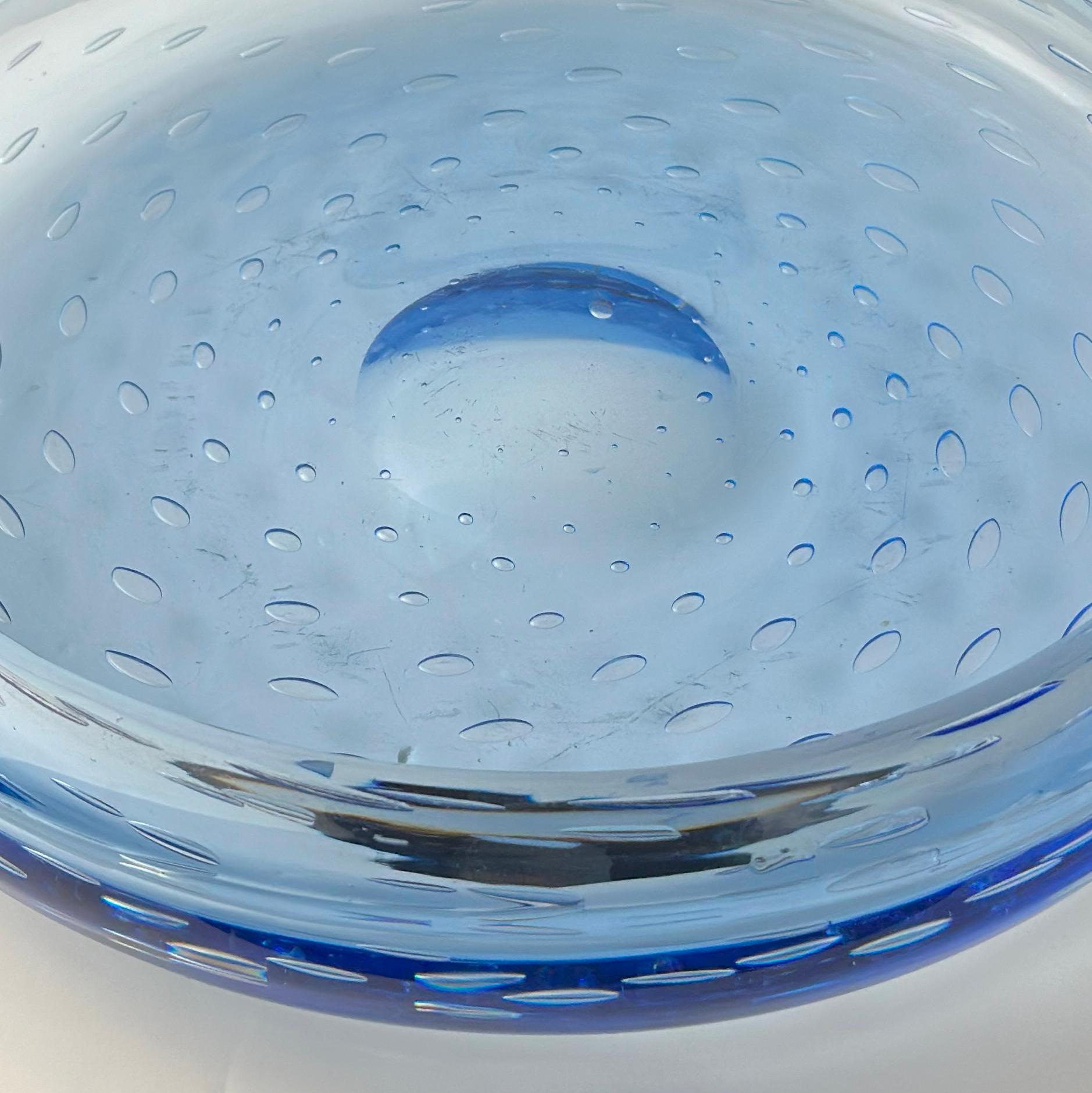 20th Century Whitefriars Geoffrey Baxter Large Blue Glass Dish, Controlled Bubbles, 1960s For Sale