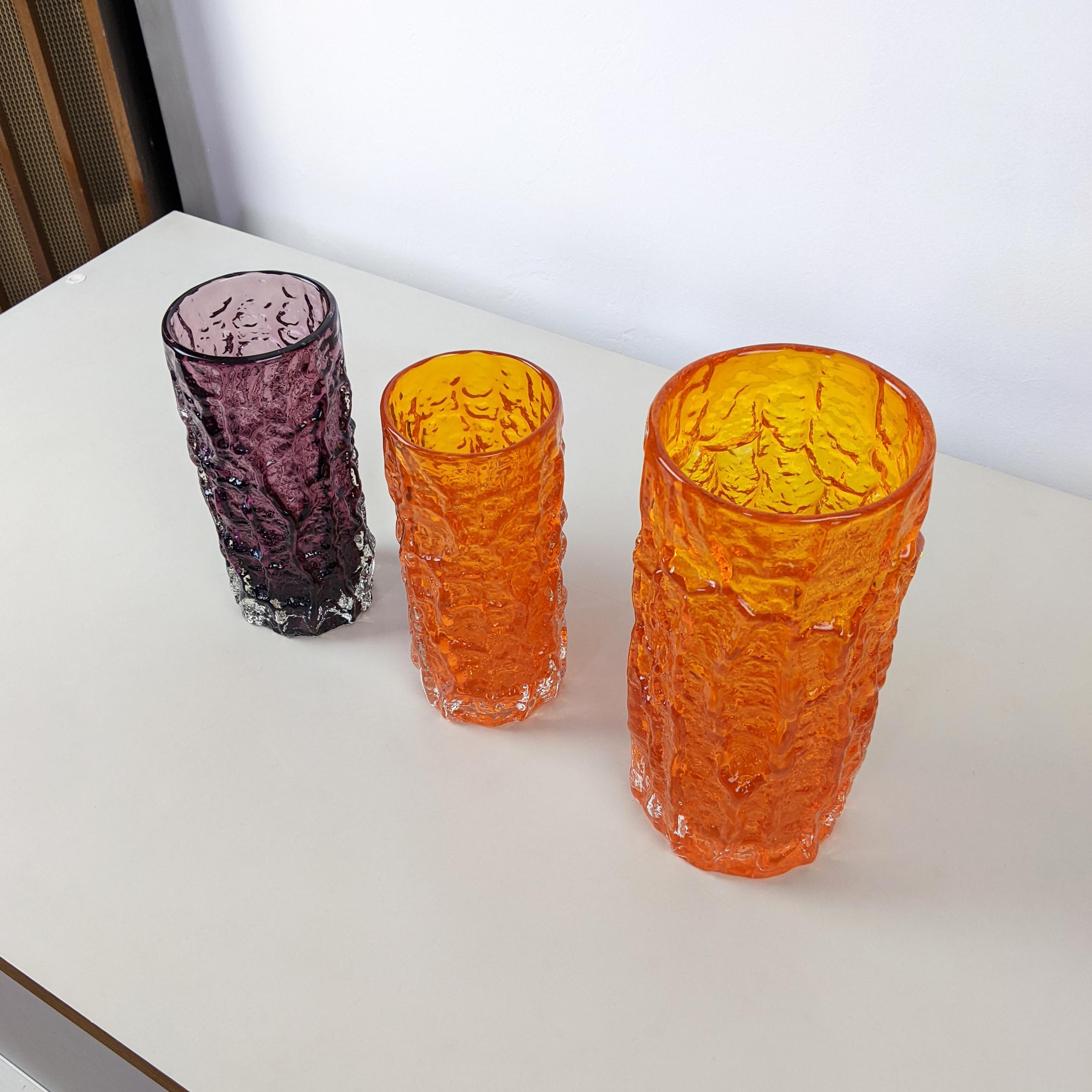 Mid-Century Modern Whitefriars Medium ‘Bark’ Vase, Orange Glass, by Geoffrey Baxter, 1960s