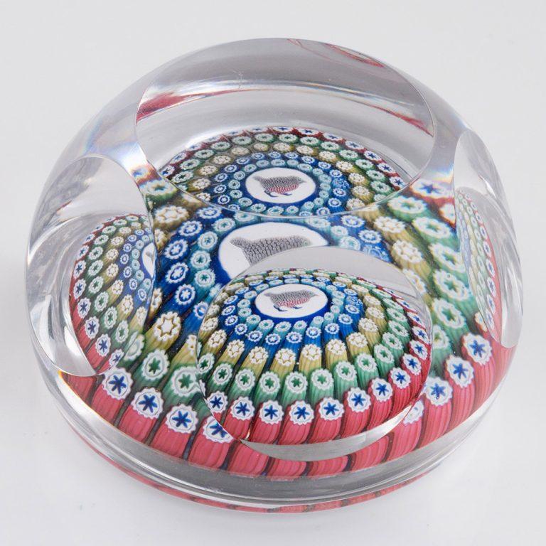 Whitefriars Paperweight Millefiori Robin 1974 In Good Condition In Tunbridge Wells, GB