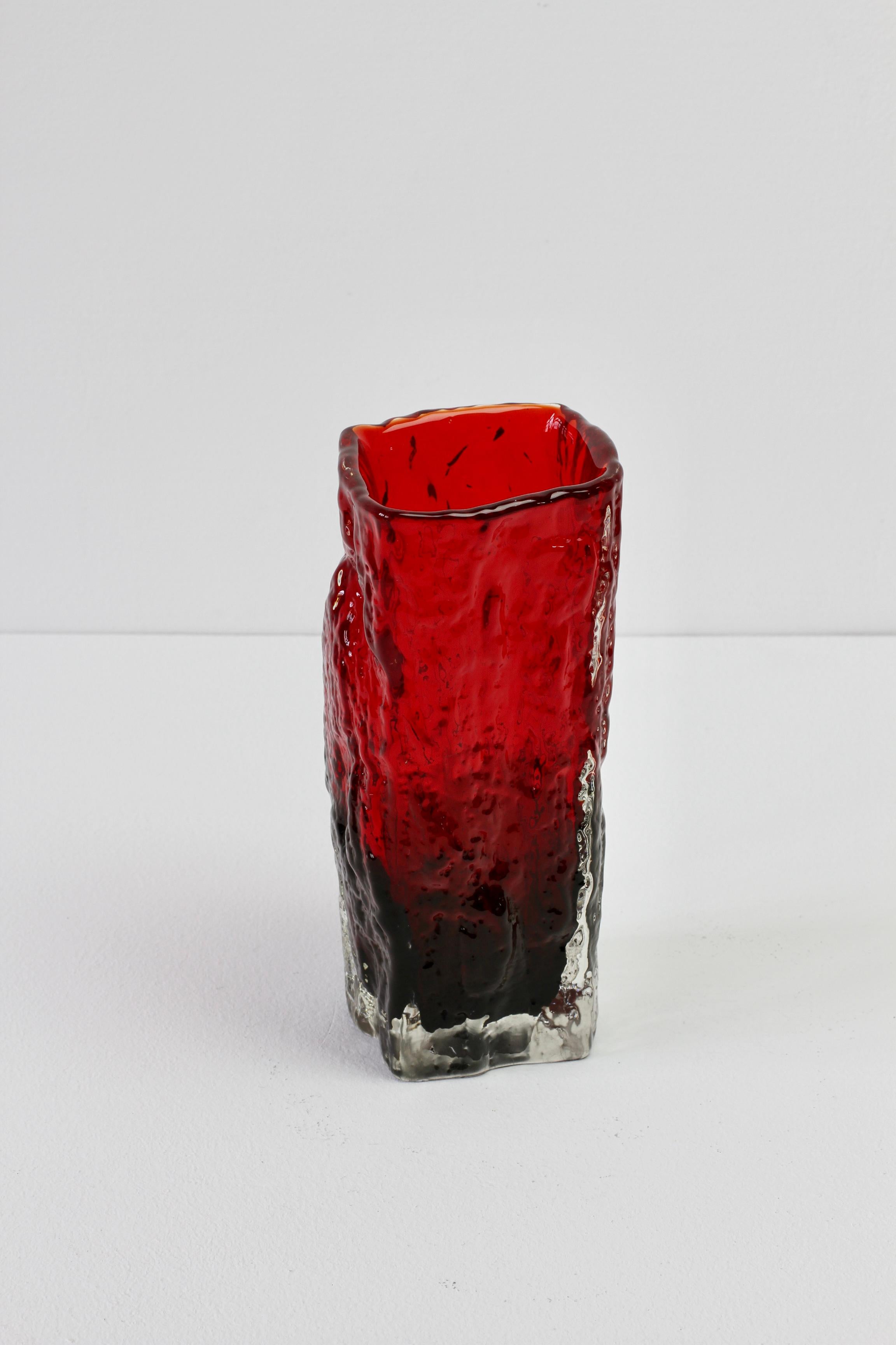 Late 20th Century Whitefriars Style Vintage 1970s Vibrant Ruby Red Tree Bark Textured Glass Vase For Sale