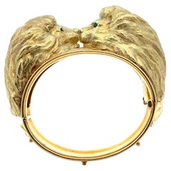 Whiteside Heavy 18k Yellow Gold Emerald Dual Lion Heads Wide Bangle Bracelet