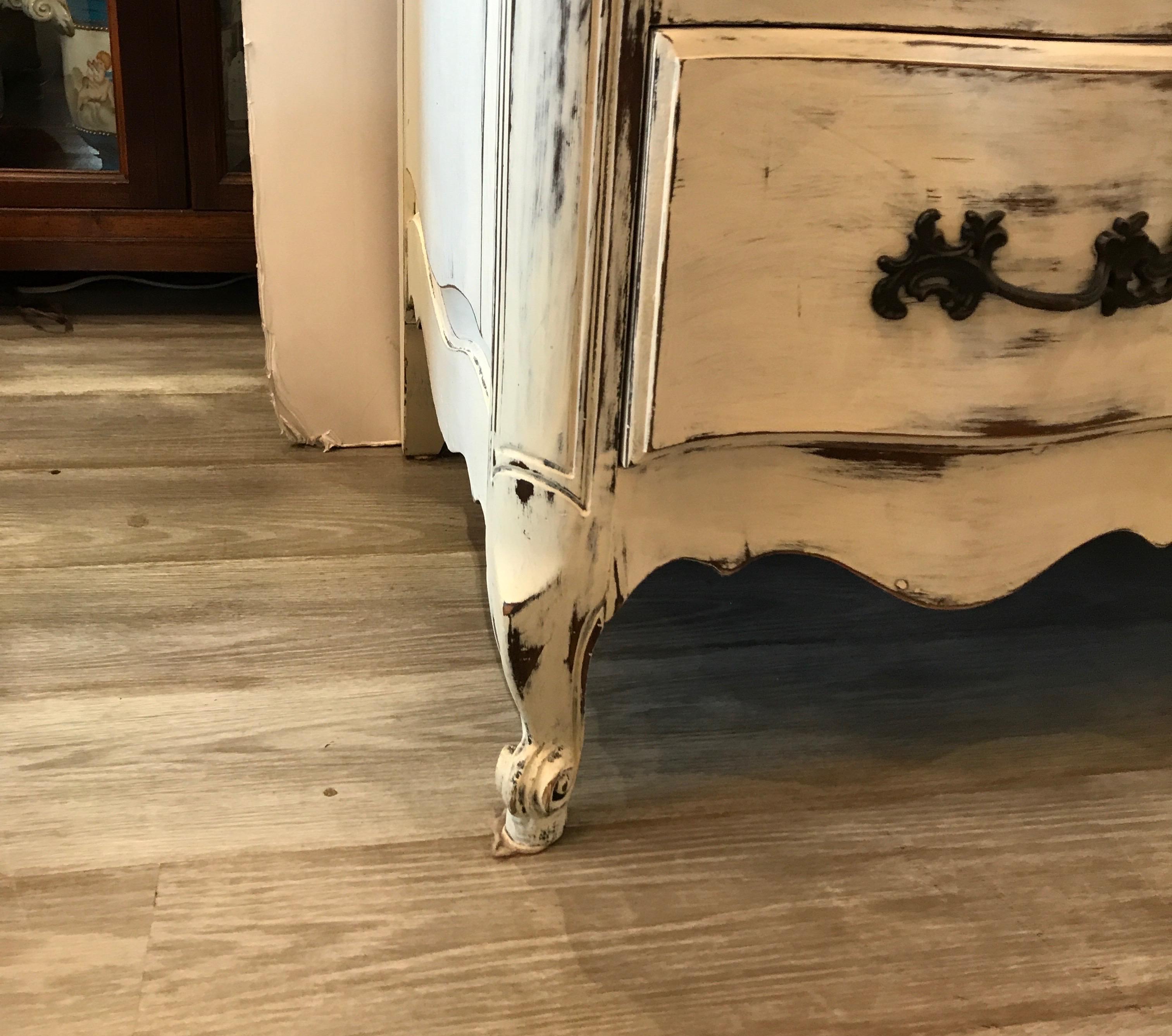 Whitewash Chest on Chest Solid Walnut In Good Condition For Sale In Lambertville, NJ