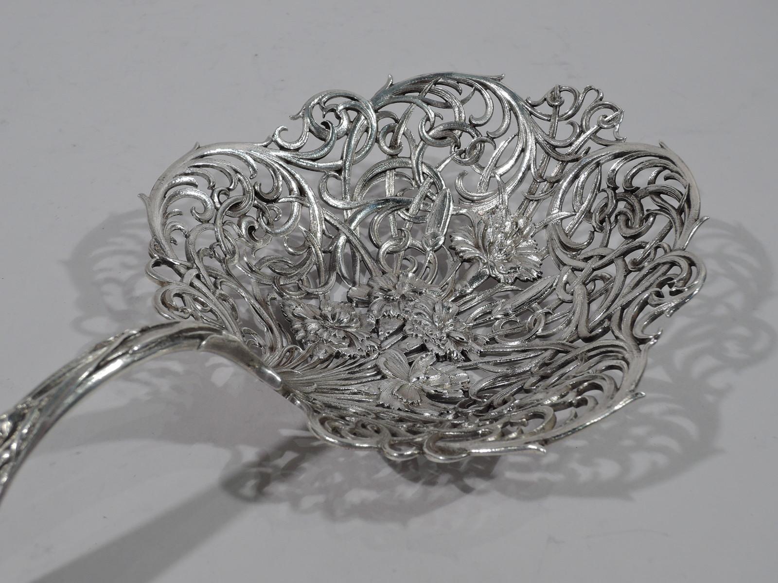 American Whiting Art Nouveau Sterling Silver Wild Flower Bonbon Scoop