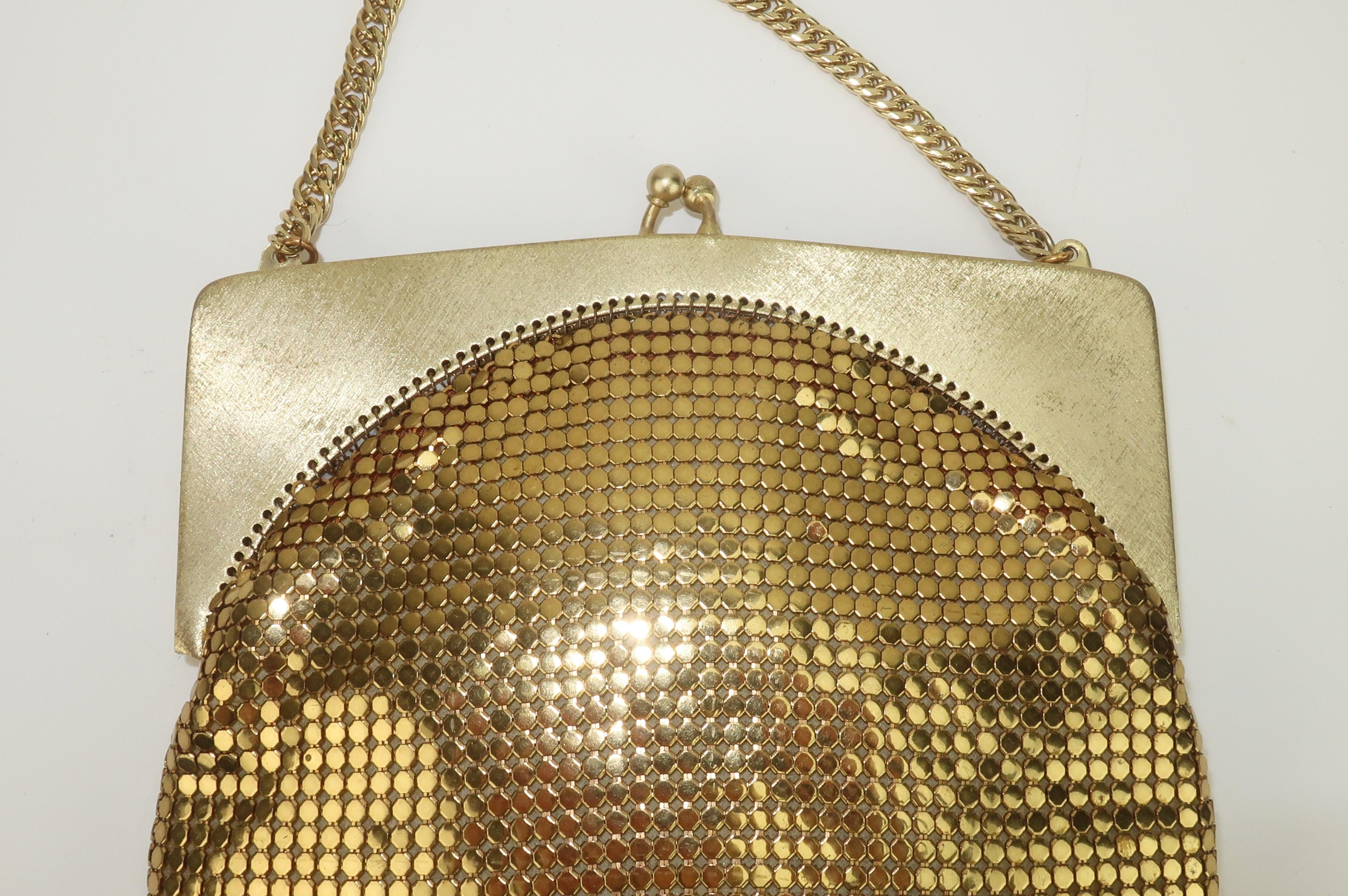 Whiting & Davis Gold Mesh Chain Mail Fringe Handbag, 1960's In Good Condition In Atlanta, GA