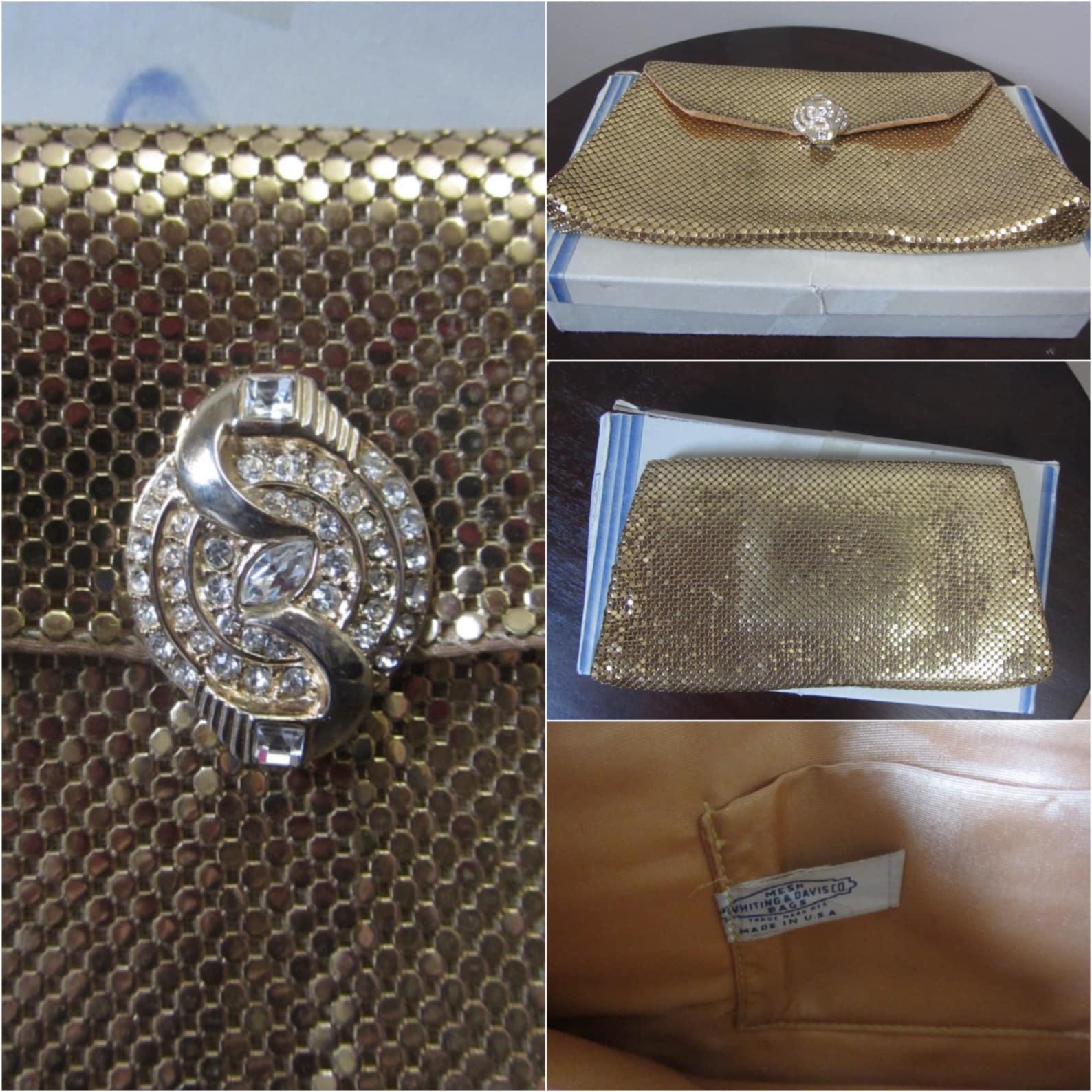 Whiting & Davis Gold Mesh Clutch In Excellent Condition In Brooklyn, NY