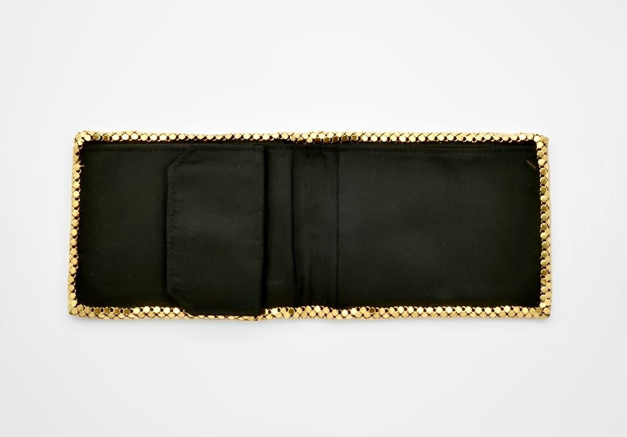 Whiting & Davis Gold Mesh Wallet  with Change Purse In Good Condition In London, GB