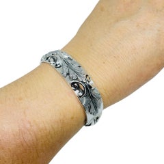 WHITING DAVIS signed vintage silver tone leafs designer clamper bracelet