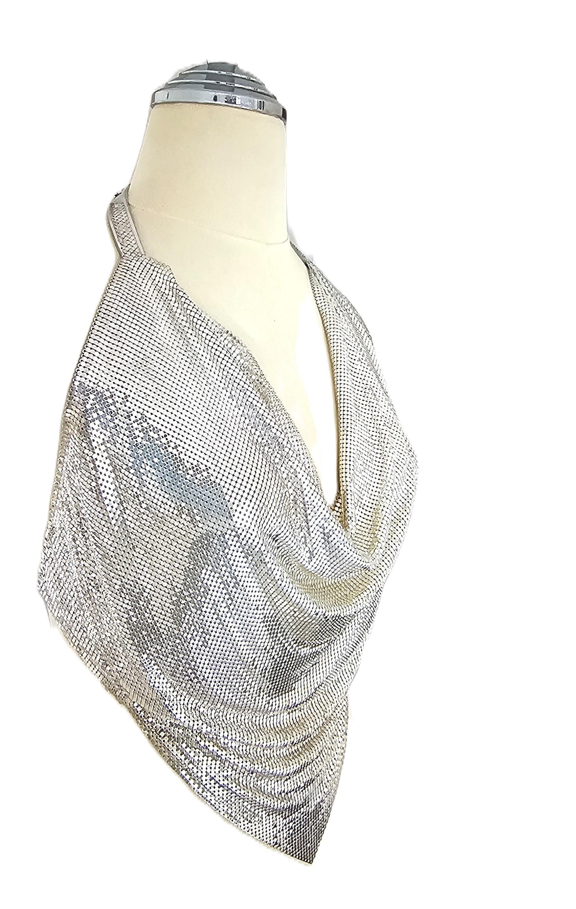 Whiting & Davis - Haut dos nu vintage en cotte de mailles argentée, années 1990 Pour femmes en vente
