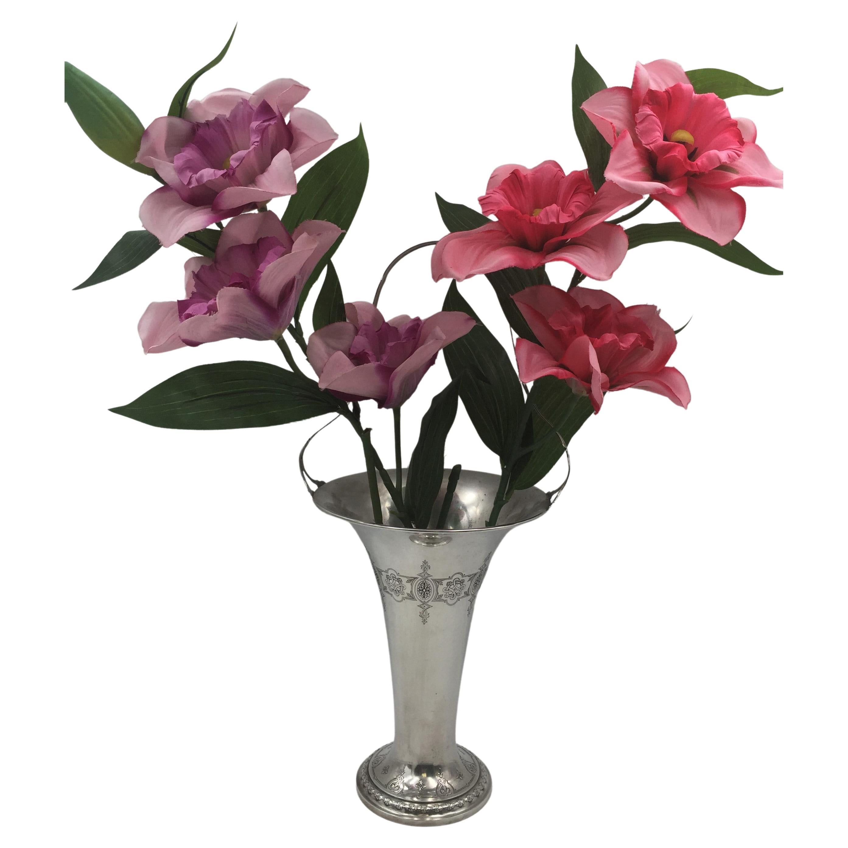 Whiting Sterlingsilber-Vase mit Henkel / Sockelkorb aus Sterlingsilber im Angebot