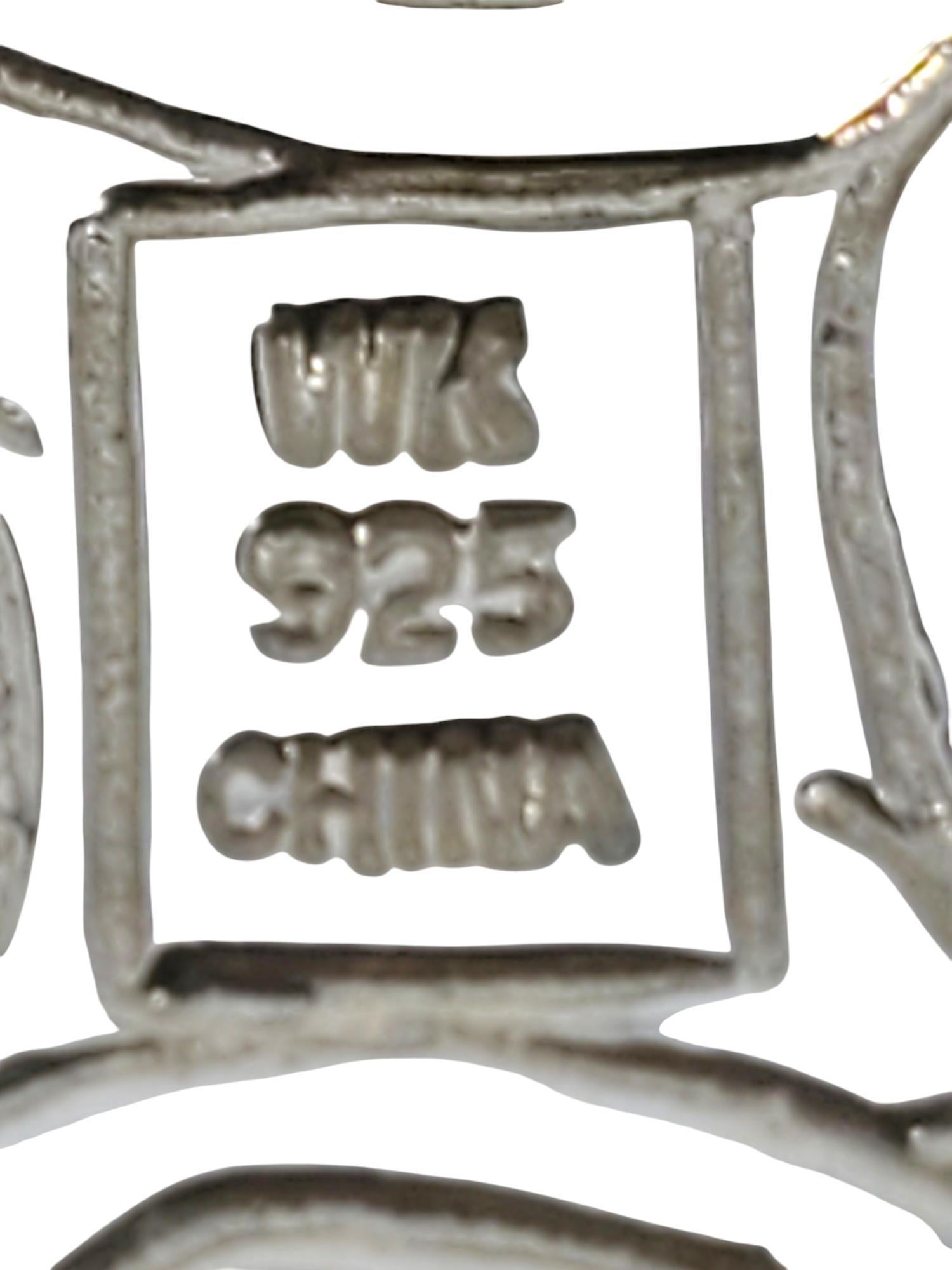 Whitney Kelly Sterling Silver Carved Multi Stone Bracelet #24205 en vente 1