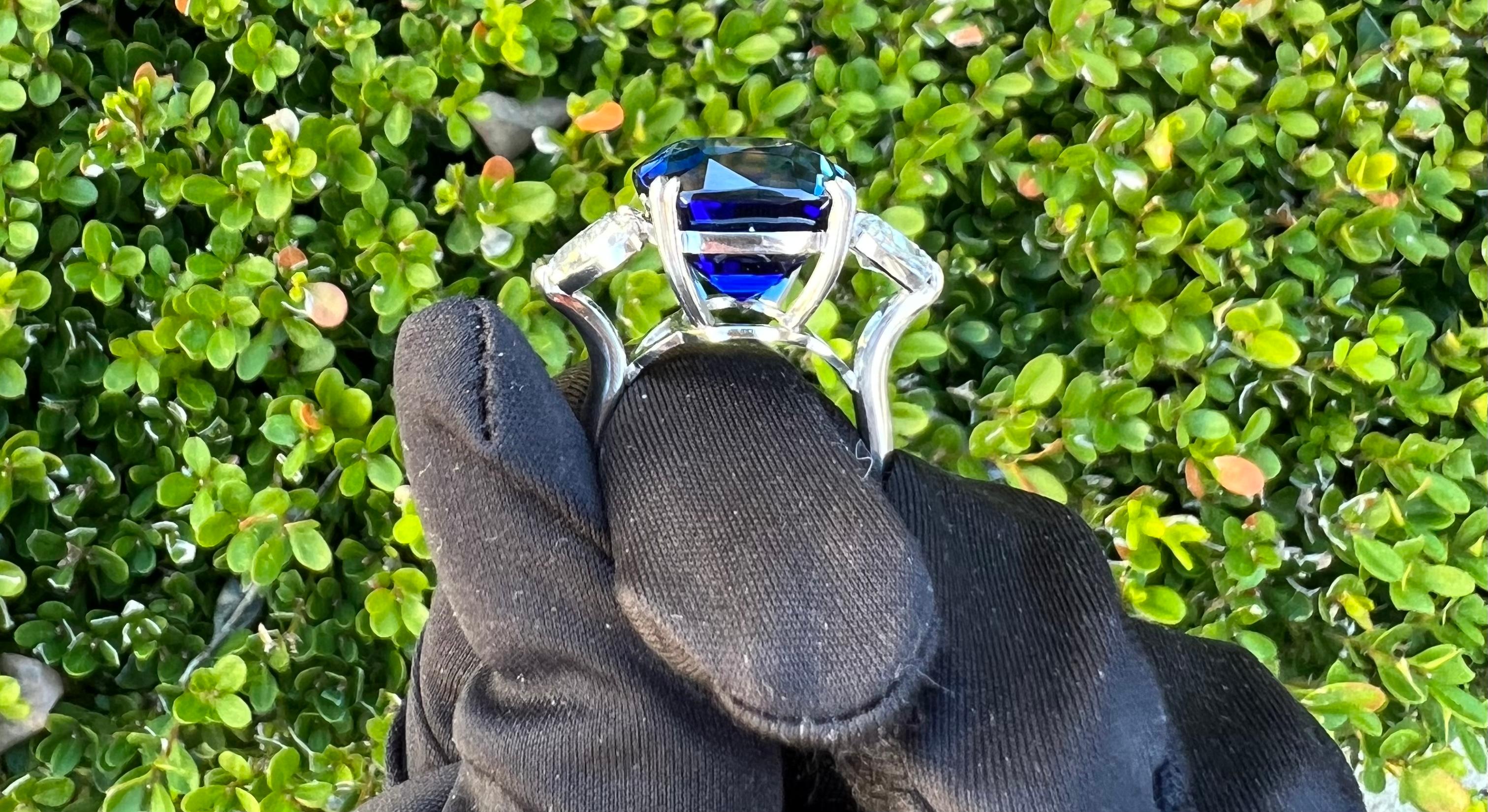 Whopping 22.96 Carat GIA Certified Huge Brilliant Cut Sapphire and Diamond Ring 3