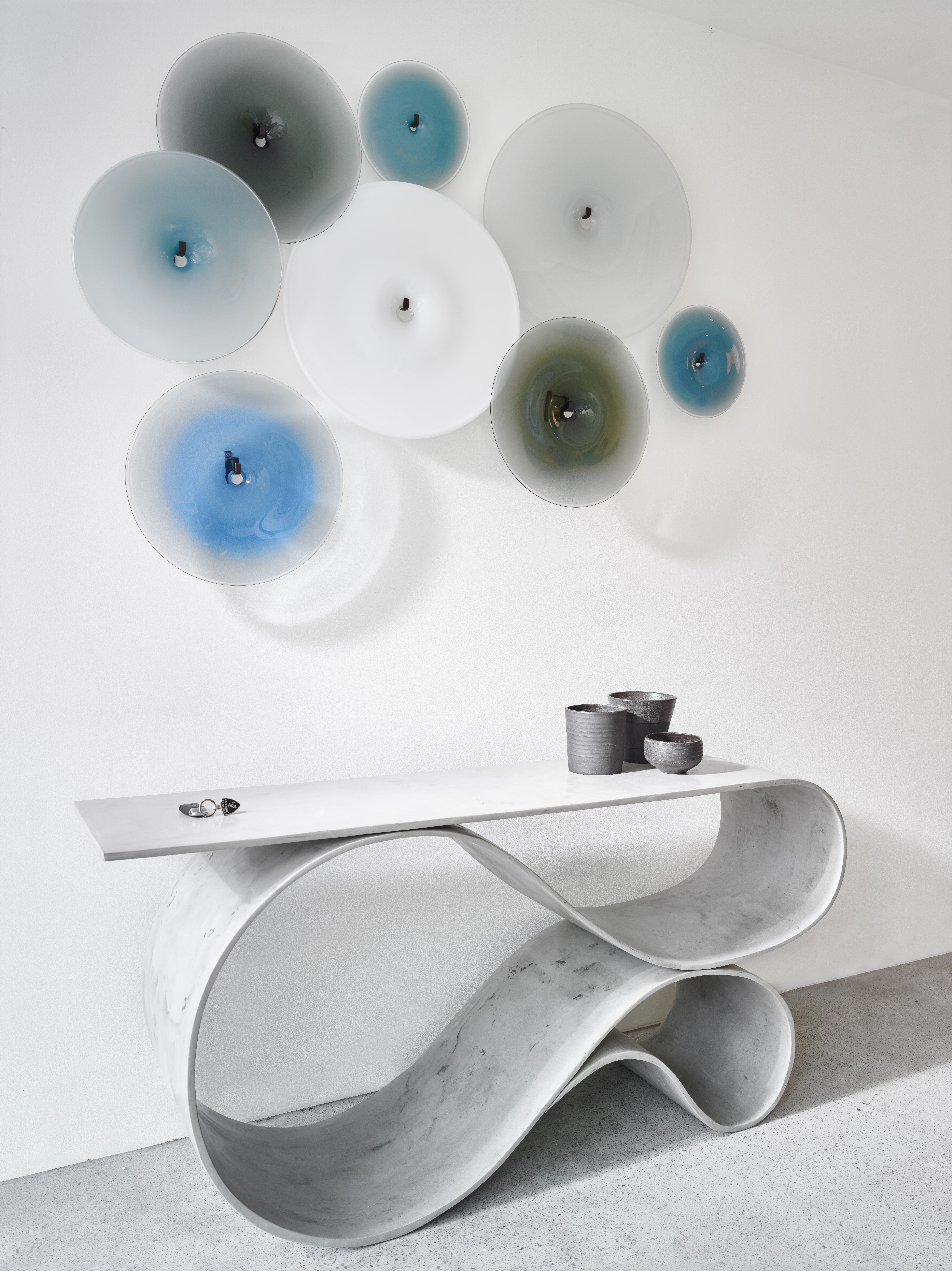 Béton Console Whorl en toile de béton de Neal Aronowitz en vente