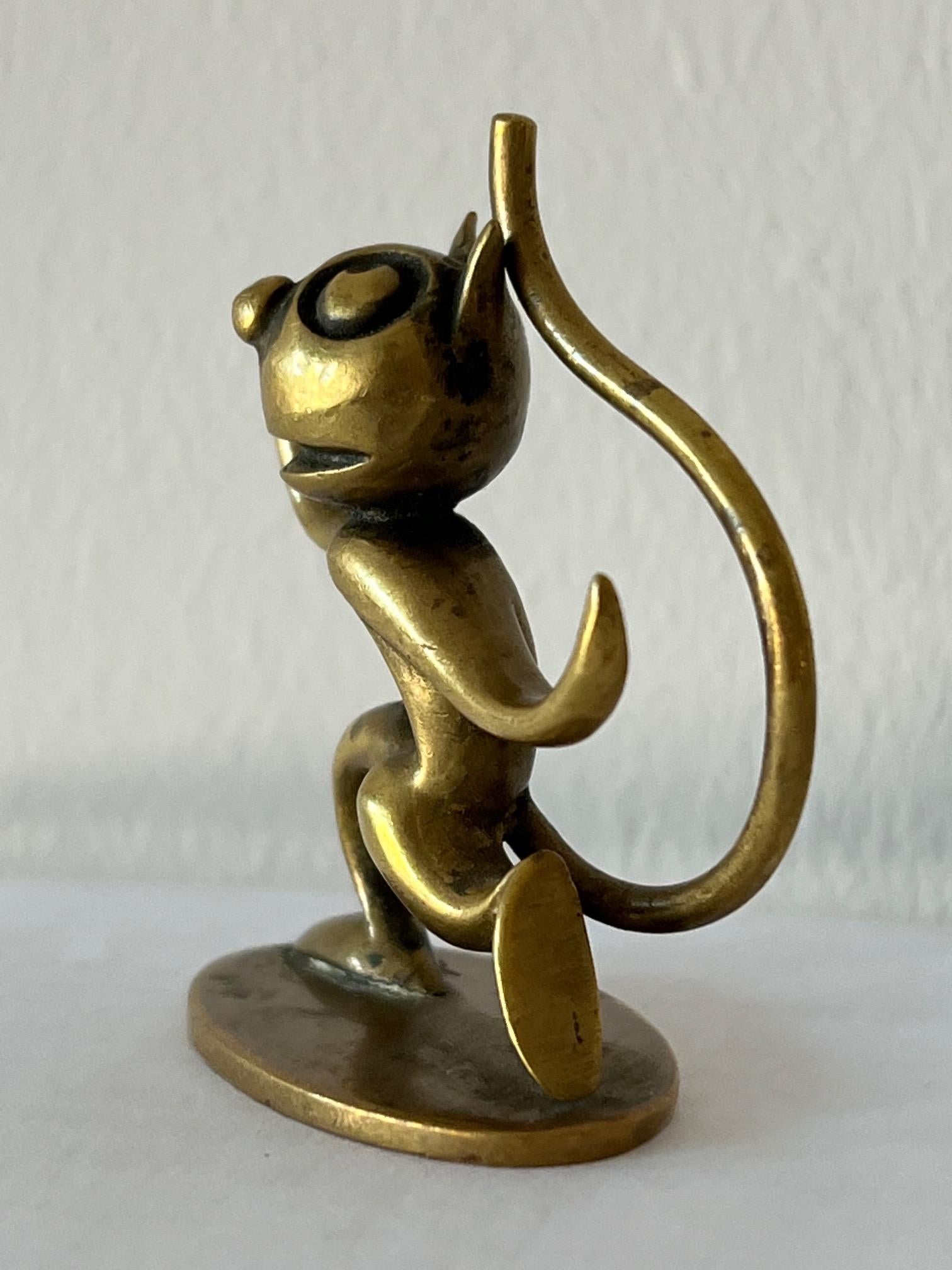 Milieu du XXe siècle Figurine miniature Felix The Cat Autriche en bronze Art Déco de WHW Hagenauer en vente