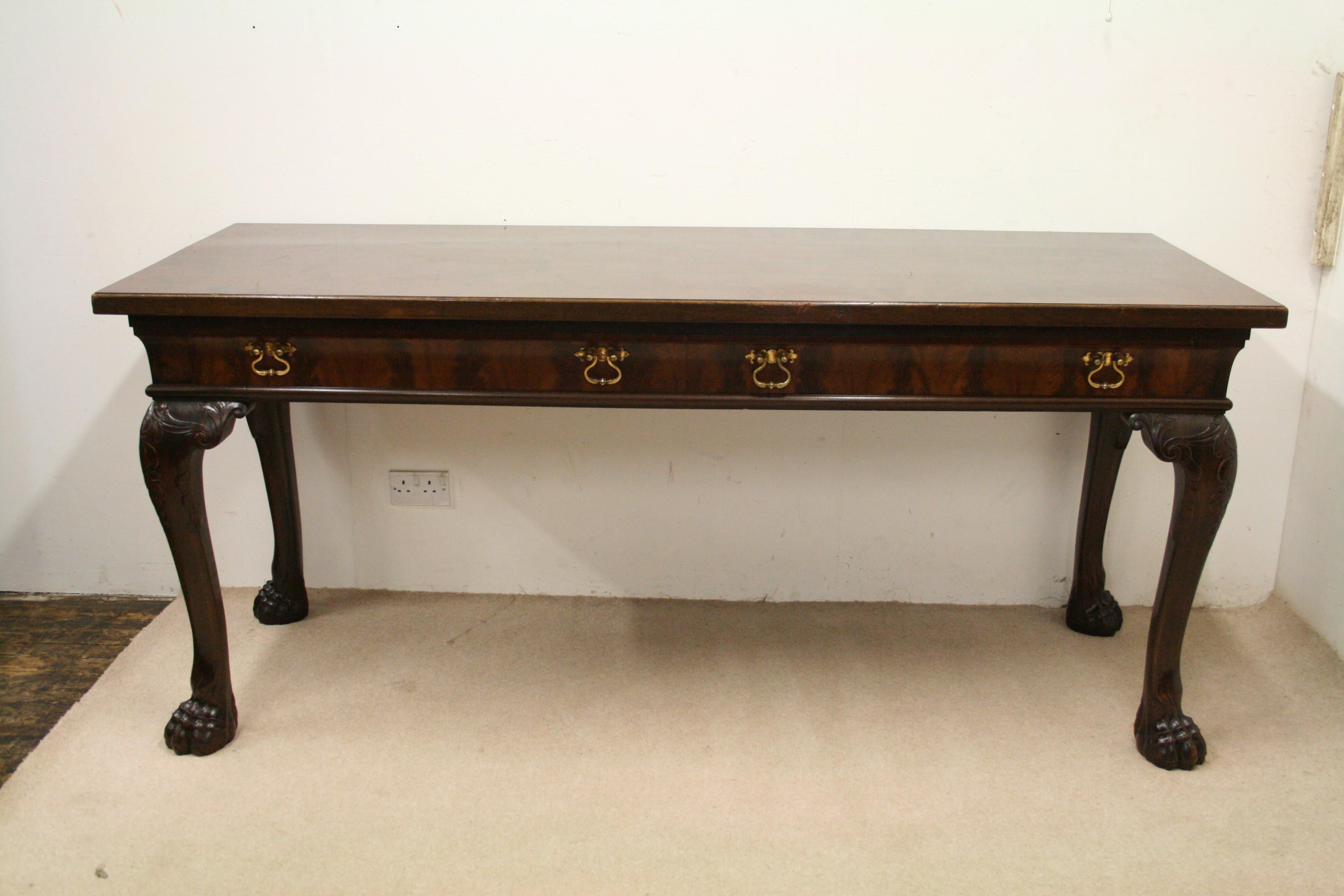 Whytock & Reid Mahogany Serving Table or Hall Table For Sale 9