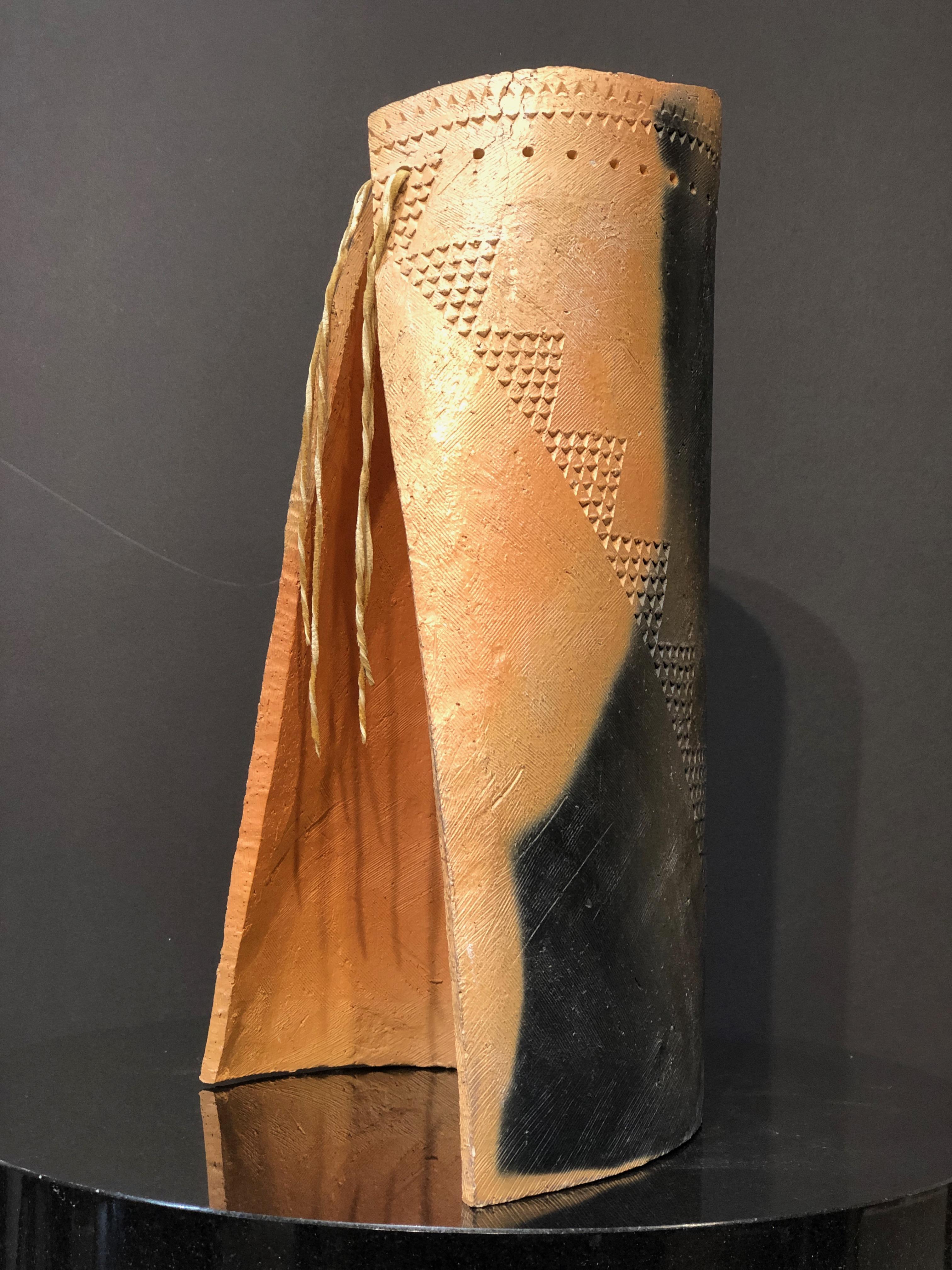 Tupuna, Ancestor's Cloak, ceramic sculpture, abstract, Maori, contemporary art - Sculpture by Wi Taepa