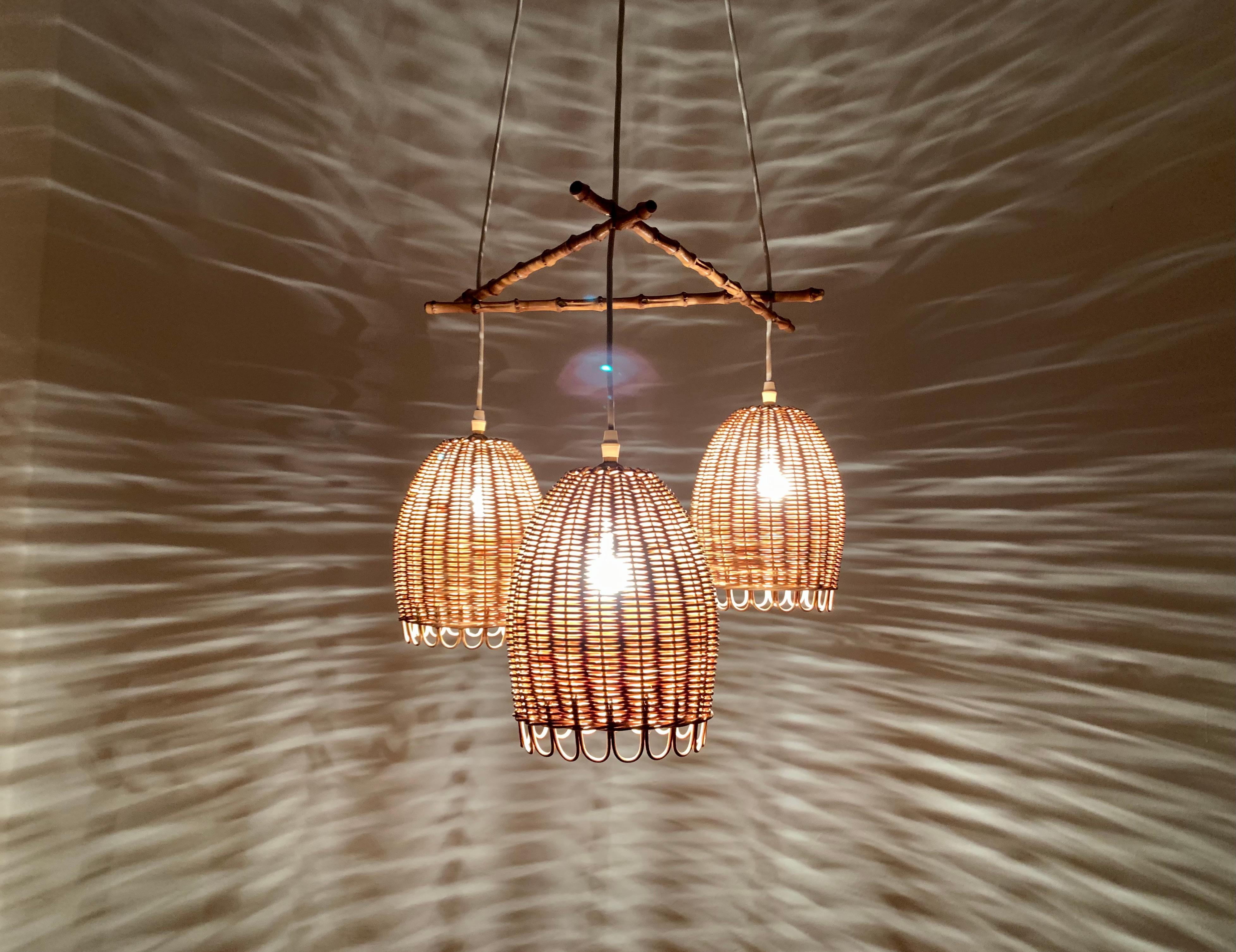 Wicker and Bamboo Cascading Lamp en vente 4
