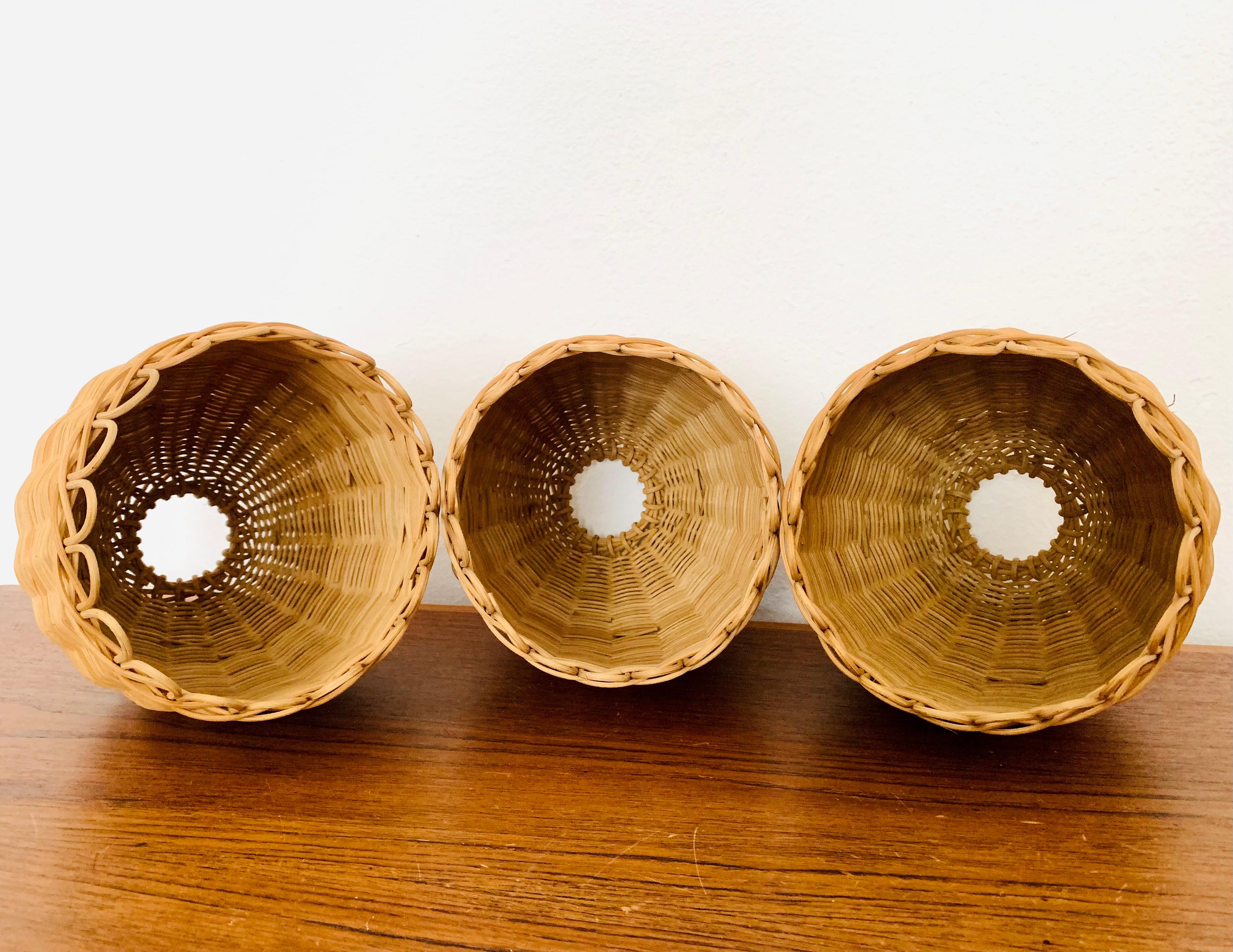 Wicker and Bamboo Cascading Lamp en vente 11