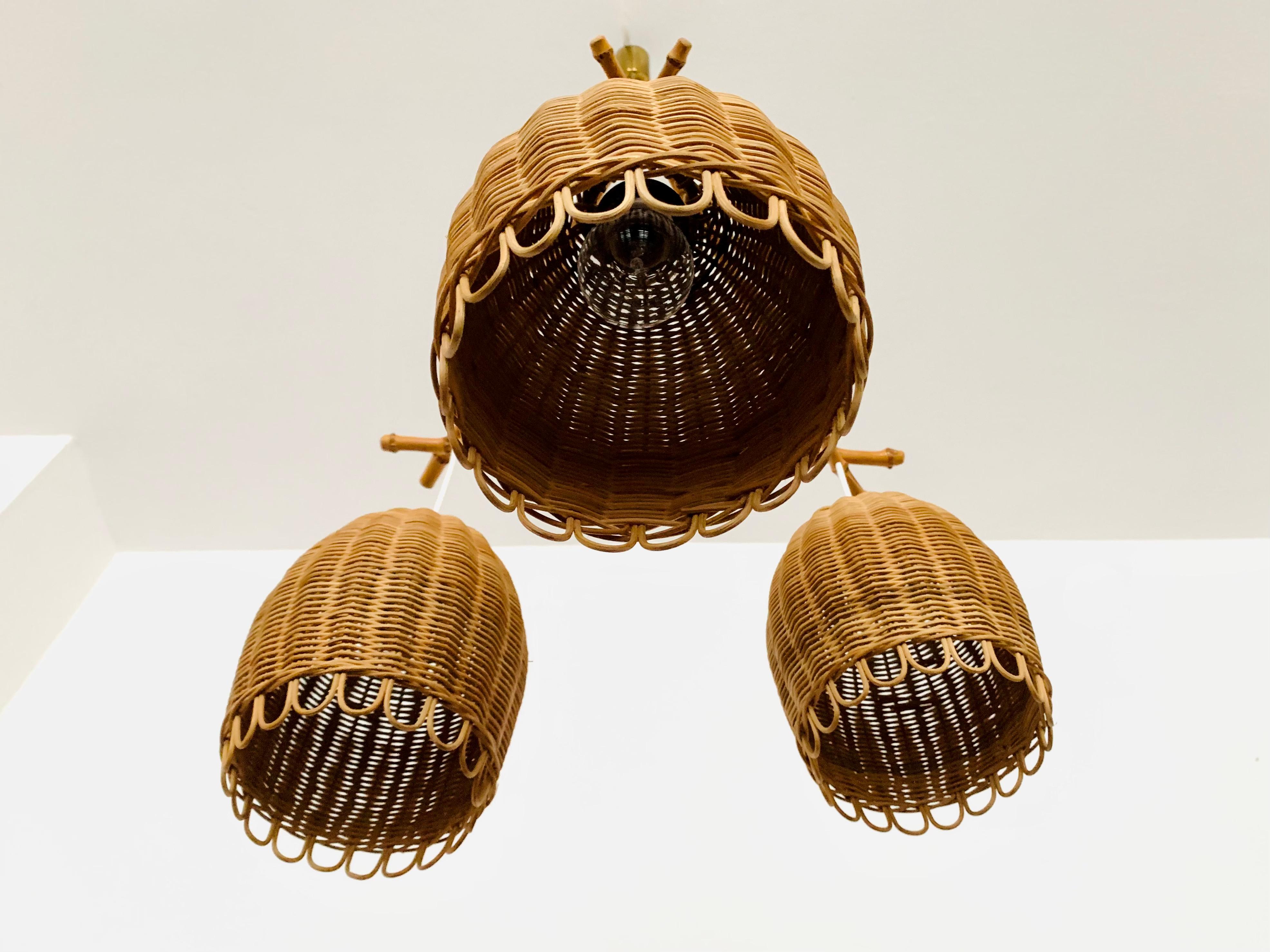 Métal Wicker and Bamboo Cascading Lamp en vente