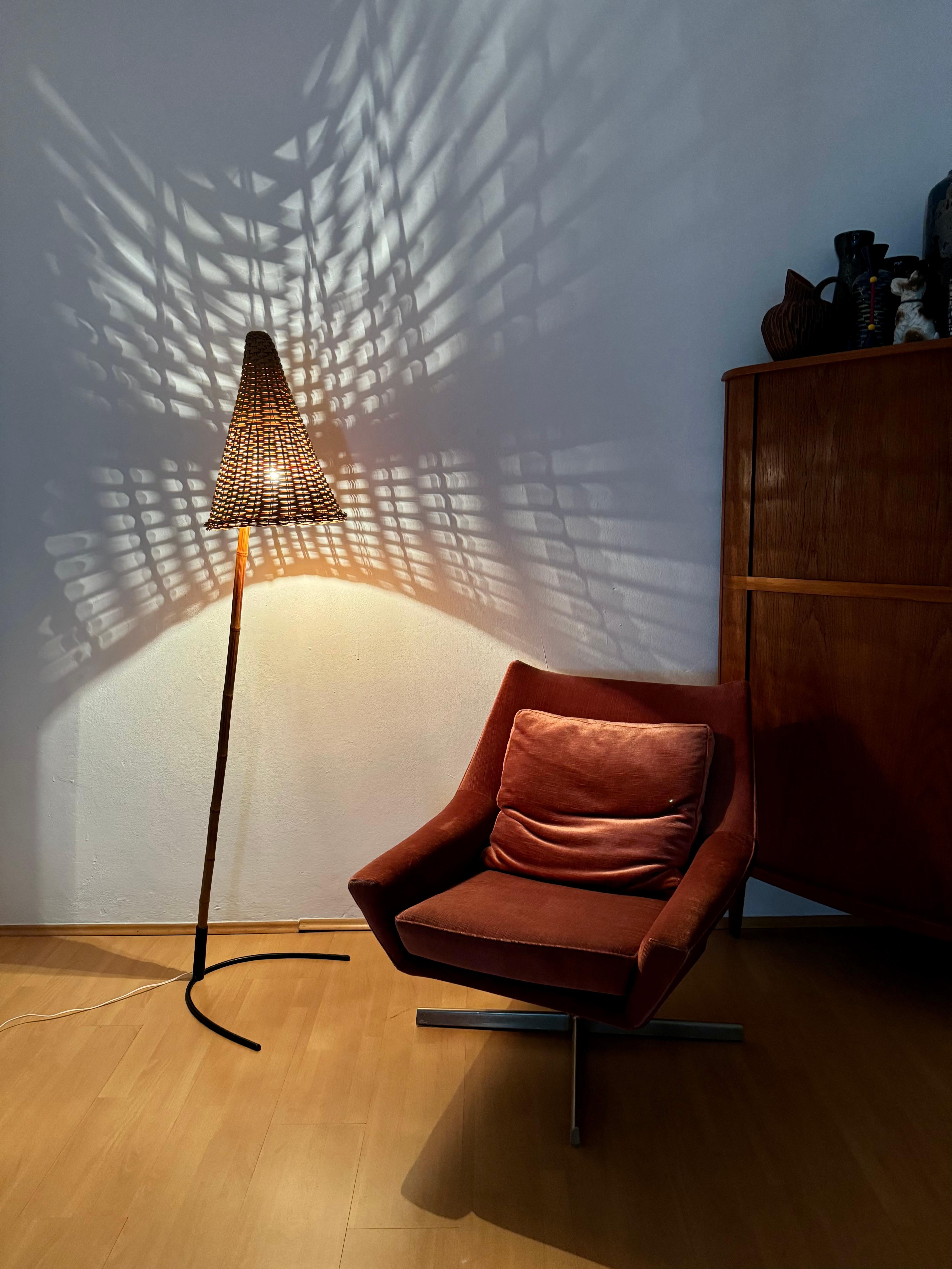 Lampada da terra in vimini e bambù di Rupert Nikoll in vendita 4