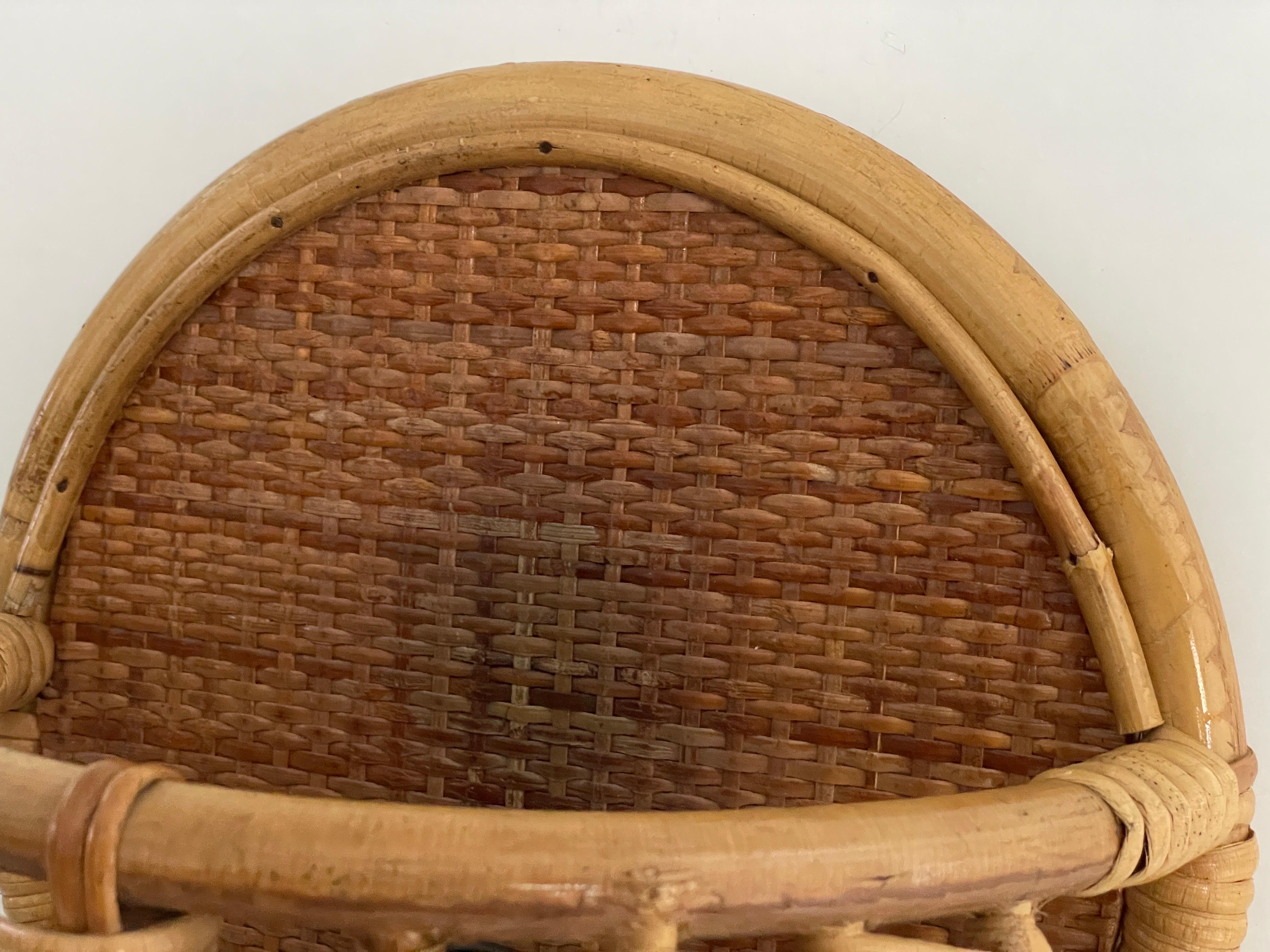 Wicker and Bamboo Round Design Pair of Wall Lamps, 1950s, Italy For Sale 2